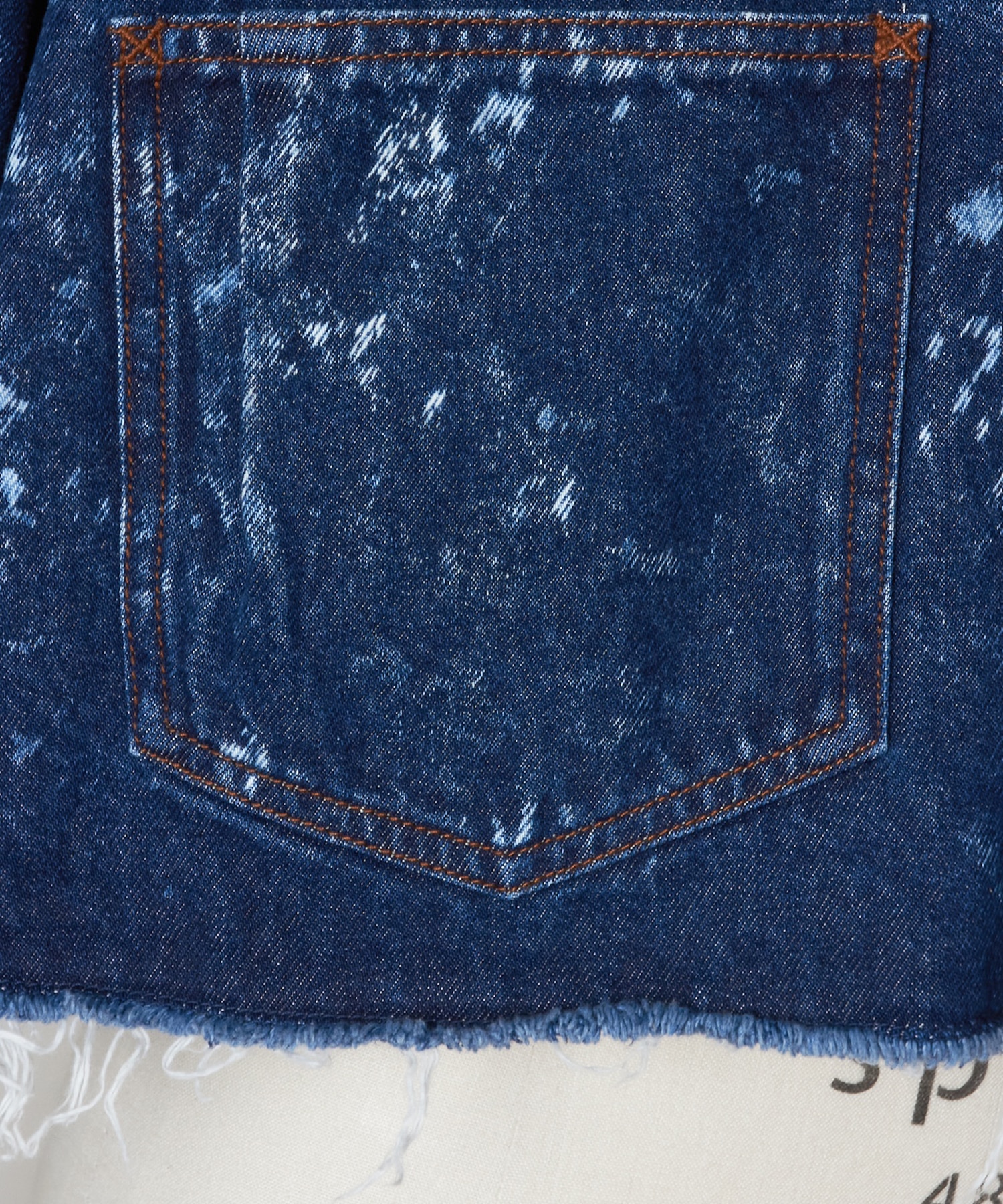 BLEACHED ORDINARY CITY SHORT HIS SHIRT SHINYAKOZUKA