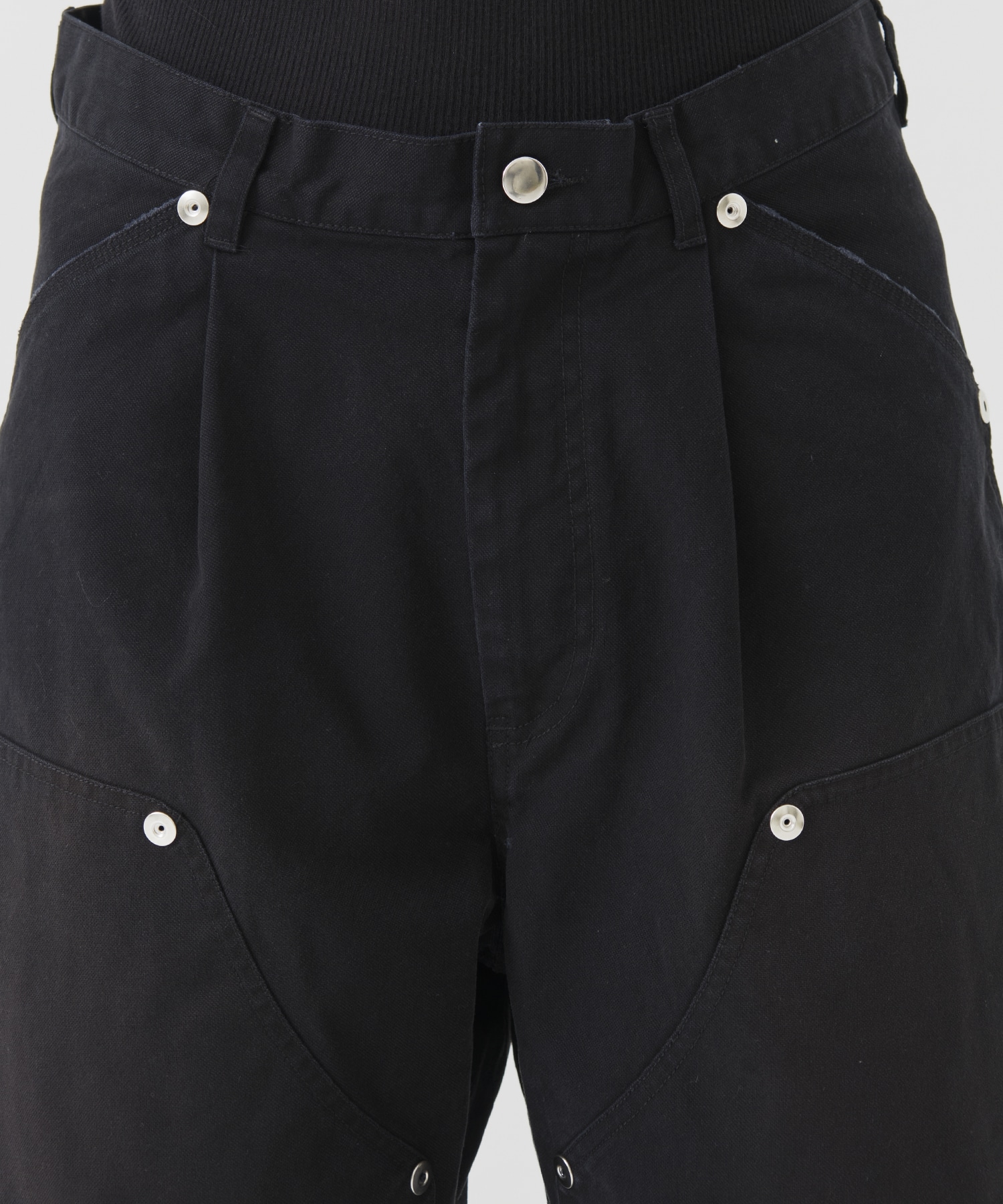DUCK DOUBLE KNEE CURVED LEG SHORTS CONZ
