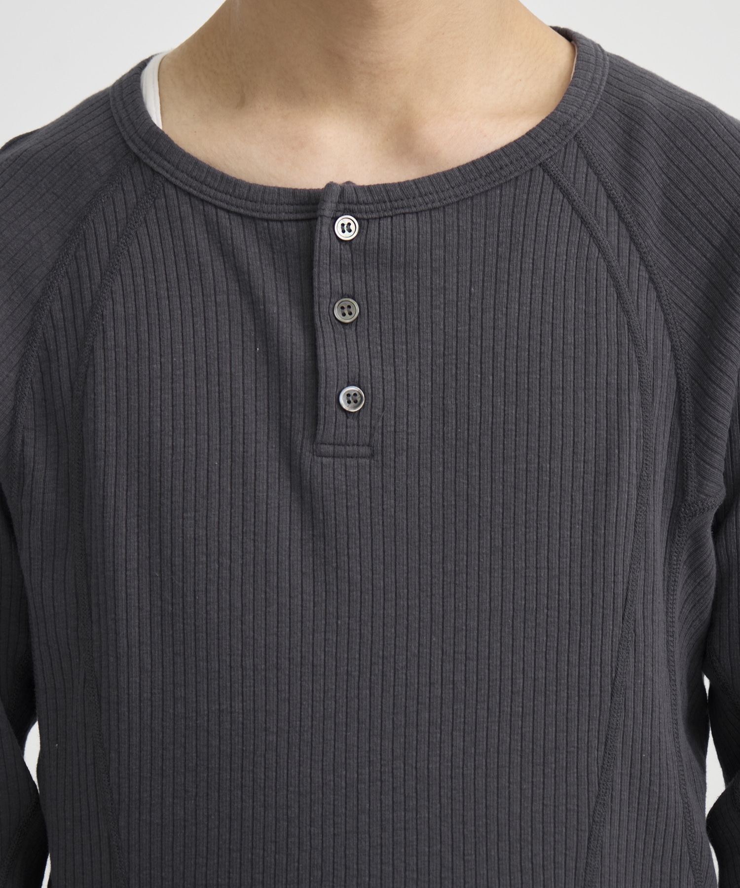 別注 HENLEY PANELED SWEATER NVRFRGT