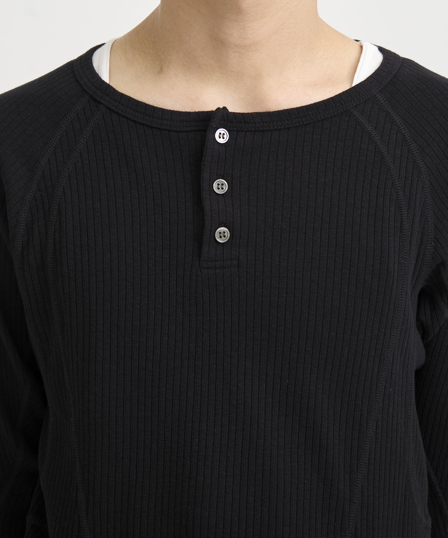 別注 HENLEY PANELED SWEATER NVRFRGT