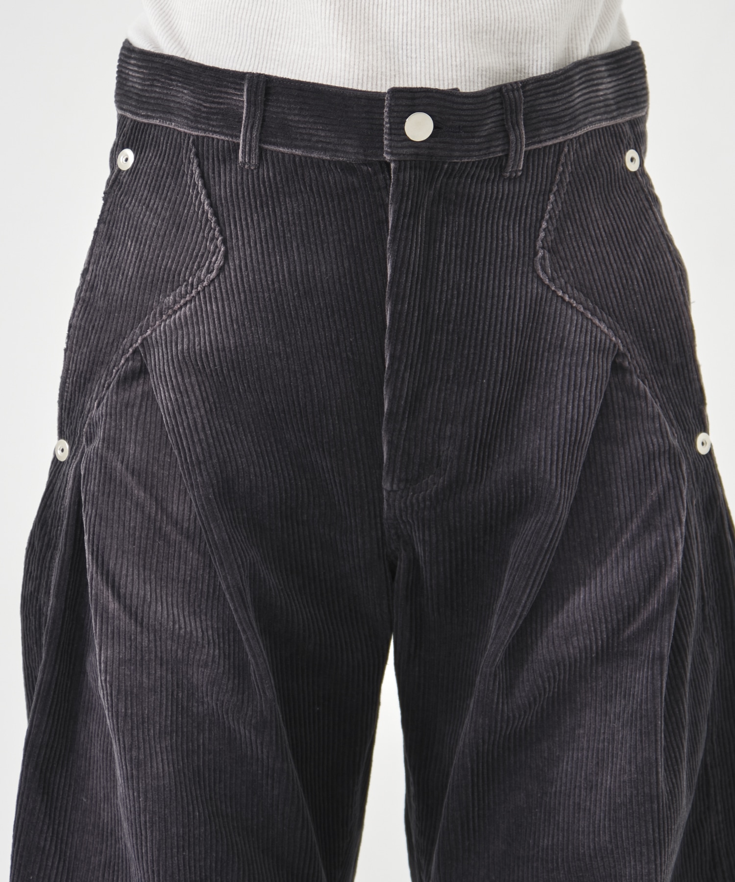 CORDUROY CURVED LEG PANTS CONZ