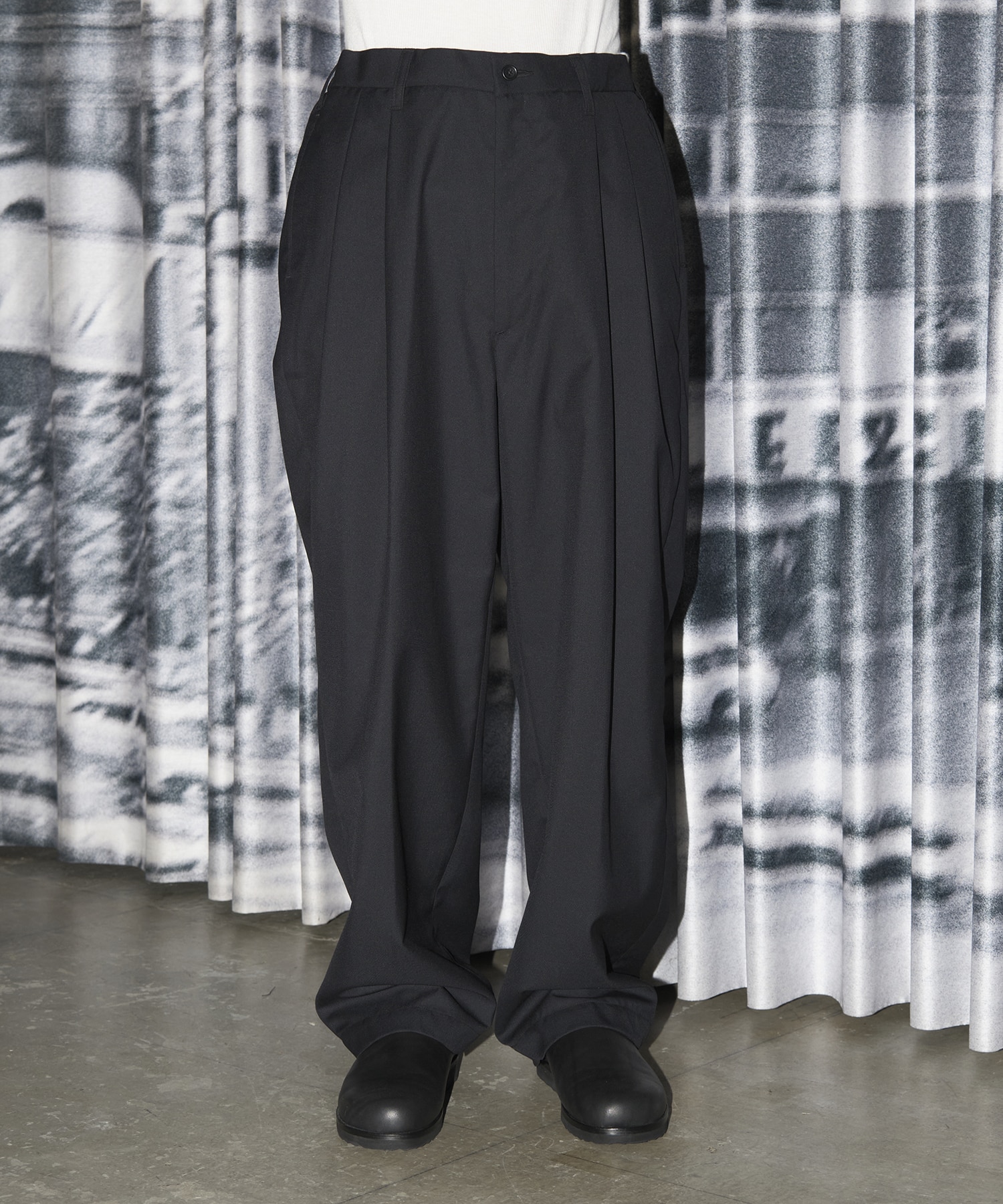 T/W Saxony 2 Tuck Wide Easy Trousers COOTIE PRODUCTIONS