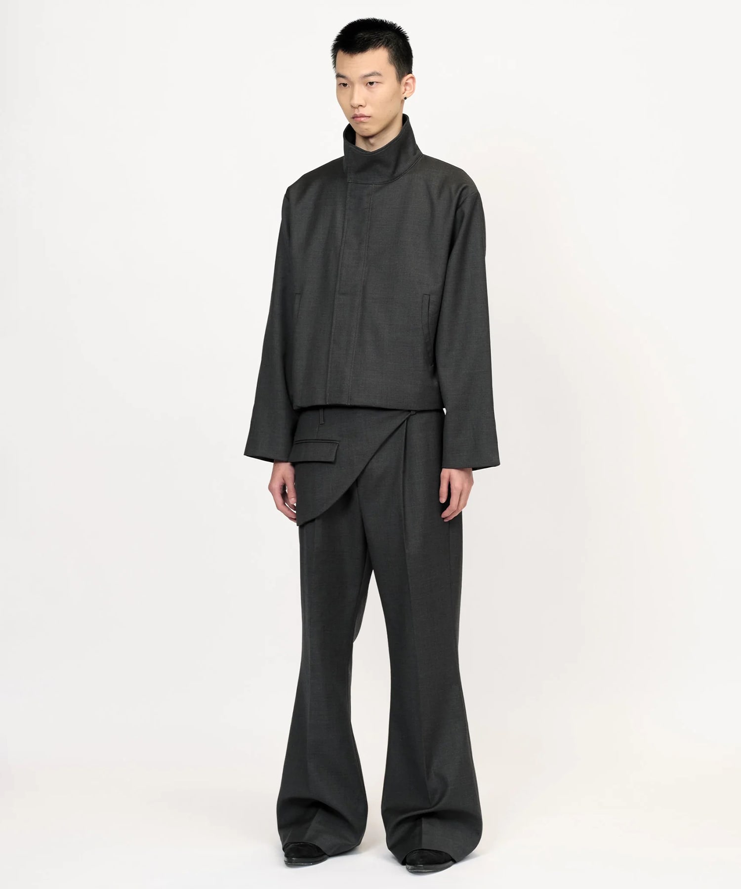 SLACKS (FLARE) GOAT ESSENCE