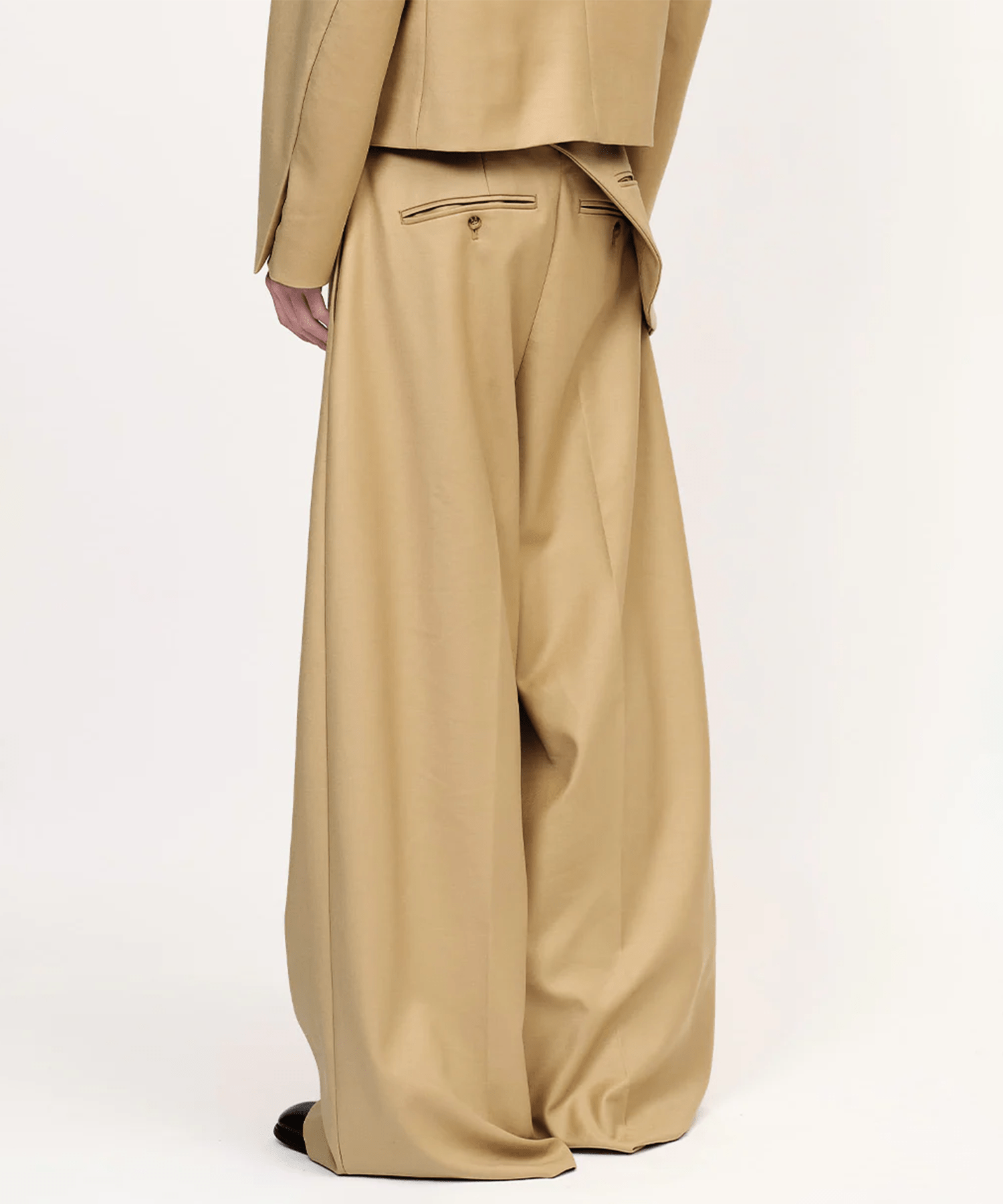 WAIST OVERLAY GOAT ESSENCE