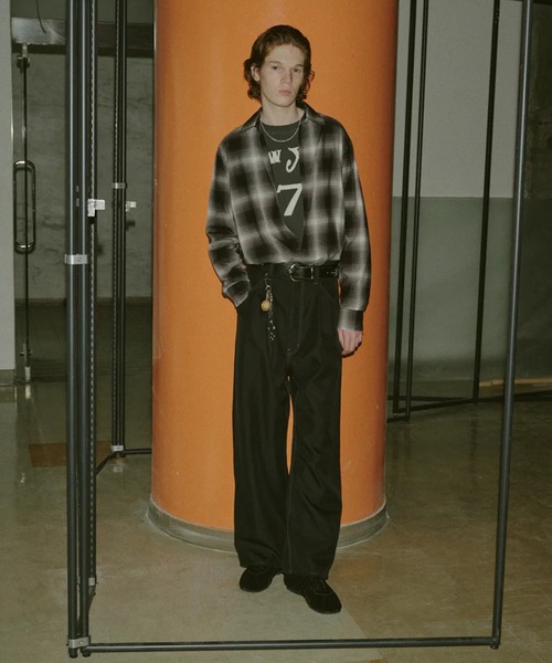 WIDE ONE TUCK STRAIGHT PANTS JieDa