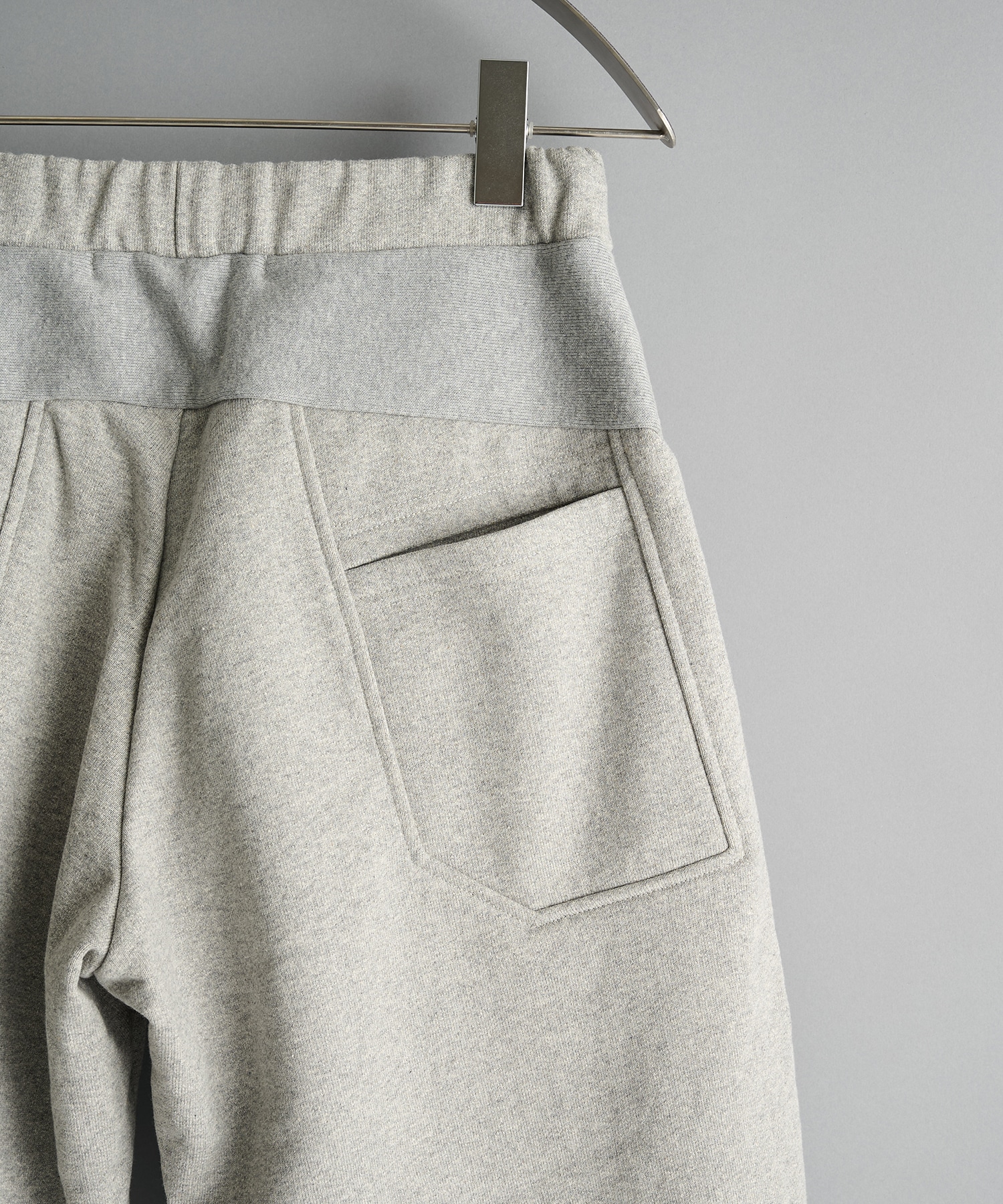 Twist Sweat Pants  OPPOSE DUALITY