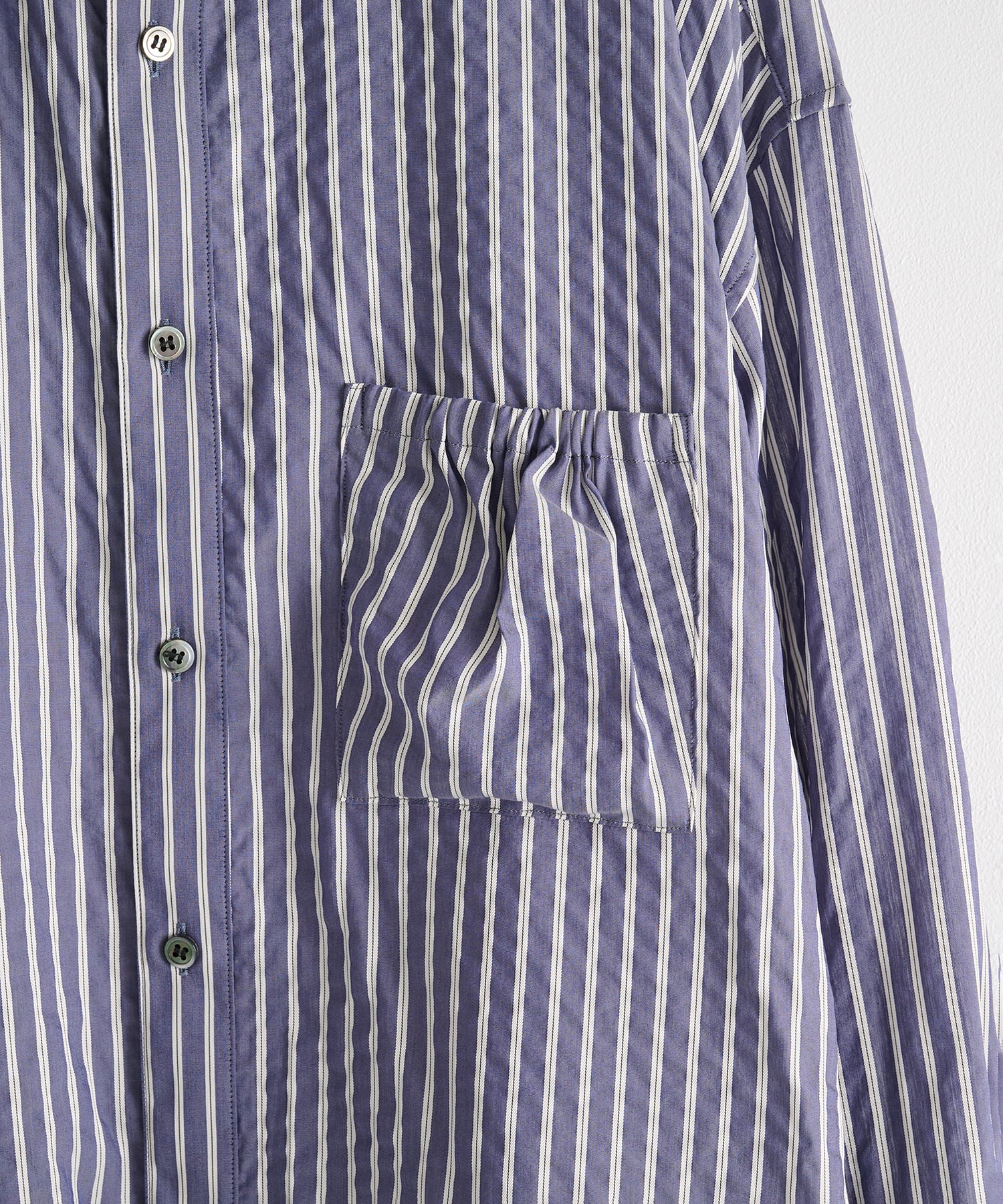 WRIST PATCH SLOUCH SHIRT STRIPE refomed