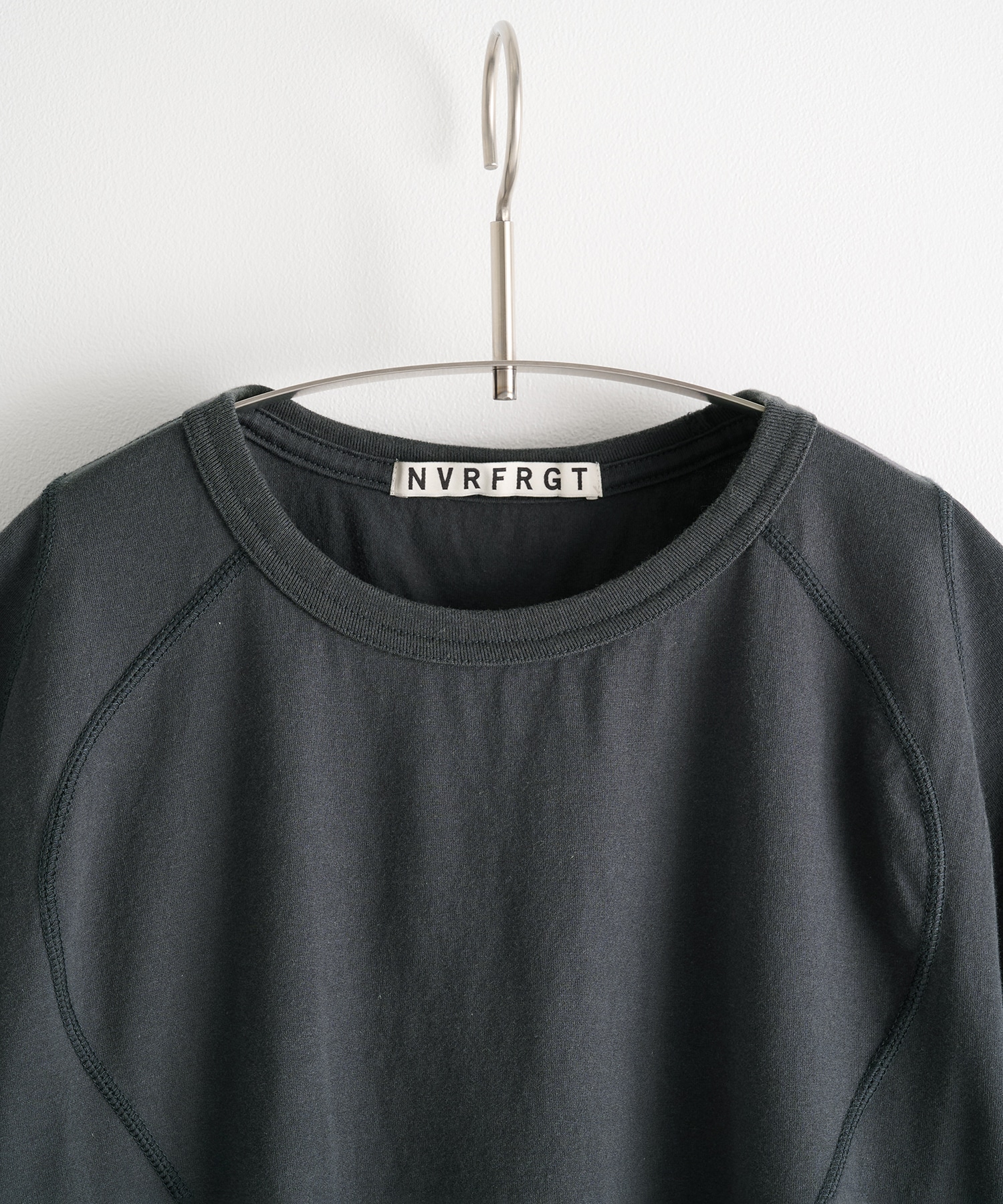 PANELLED HALF SLEEVE T-SHIRT NVRFRGT