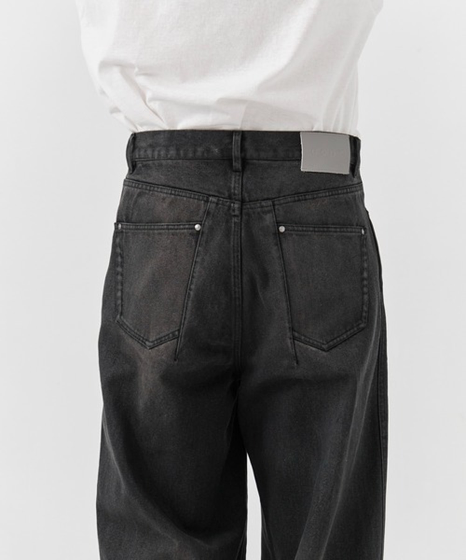 coating loose fit jeans  brown over die CONZ