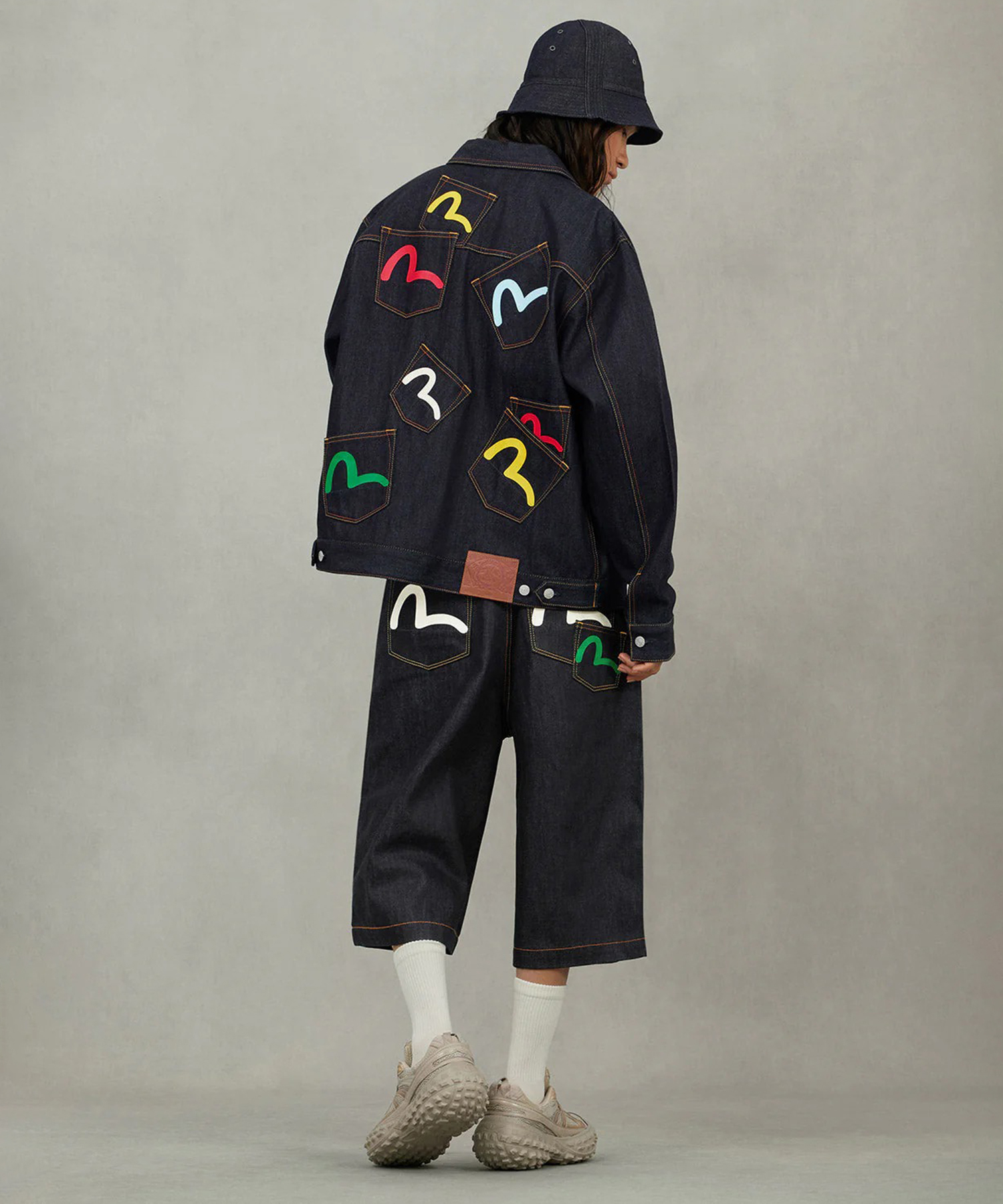 HT MULTI-POCKET DENIM SHORT EVISU