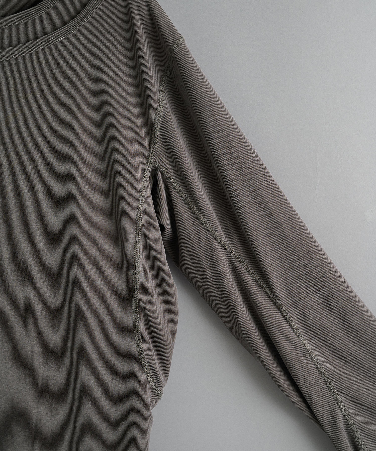 layered long sleeve tee vintage fibco CONZ