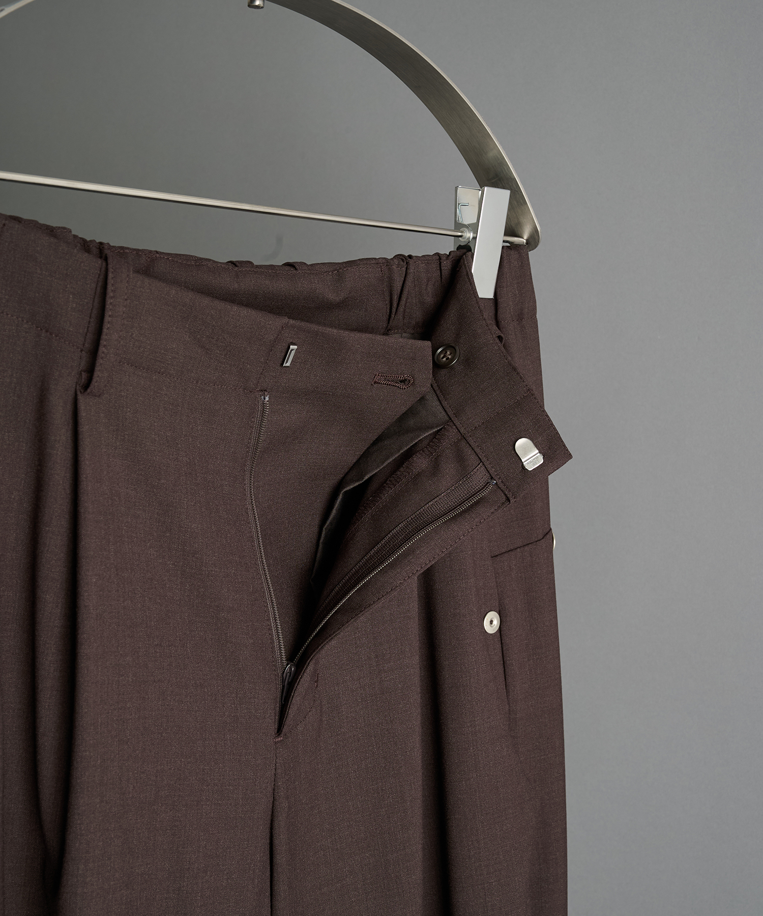 curve leg trousers 2.0 CONZ
