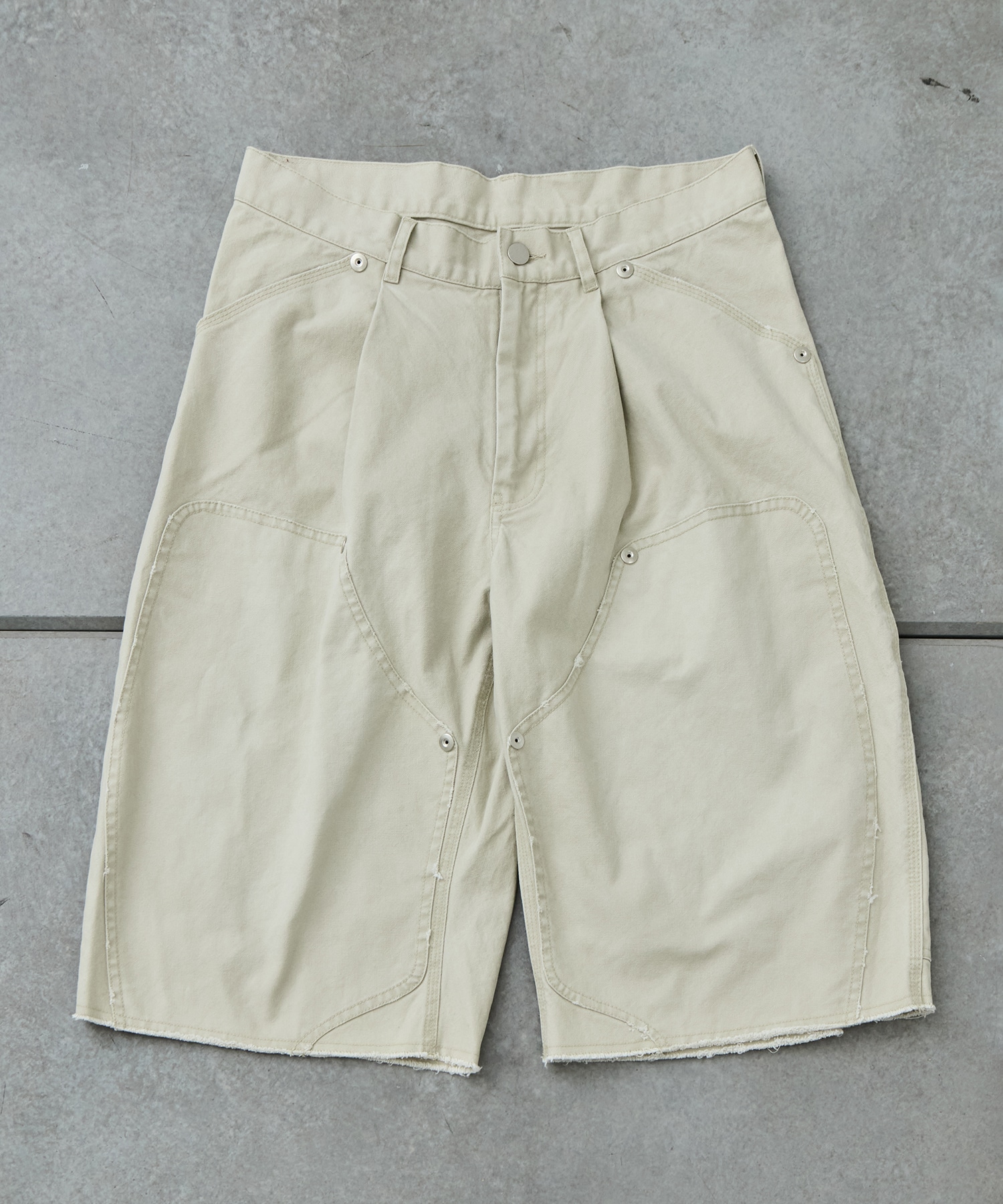 BASICKS×duck double knee curve leg shorts CONZ
