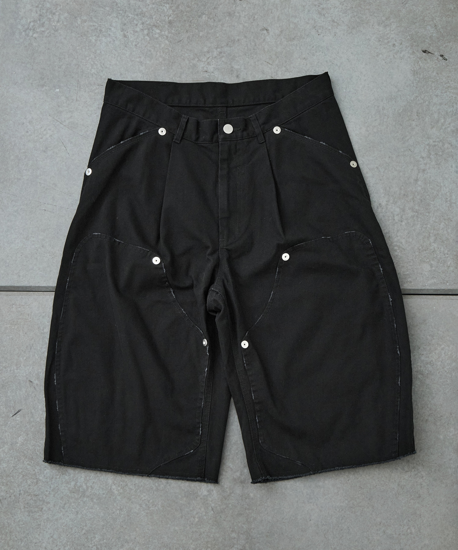 BASICKS×duck double knee curve leg shorts CONZ