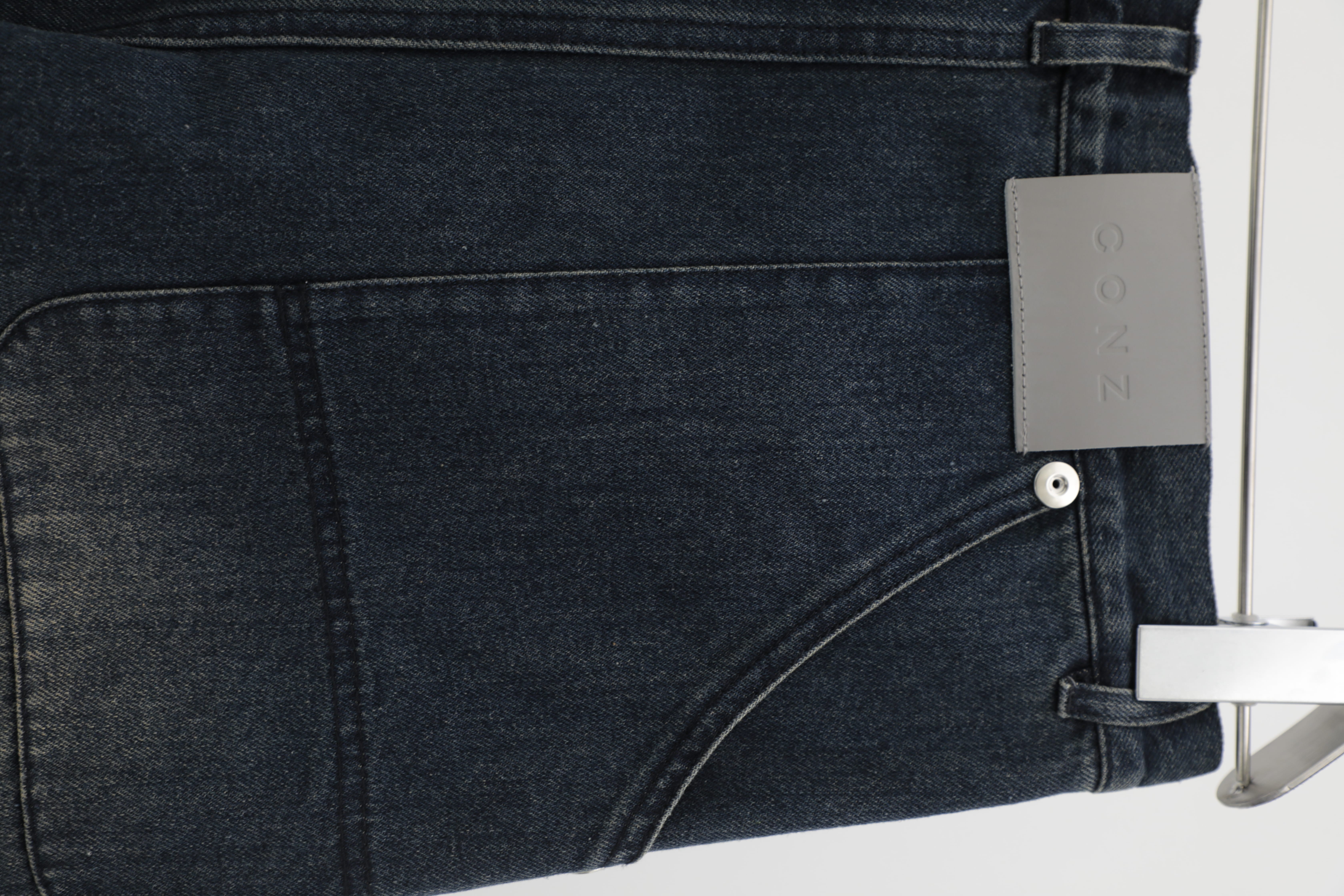 over dye curved denim CONZ