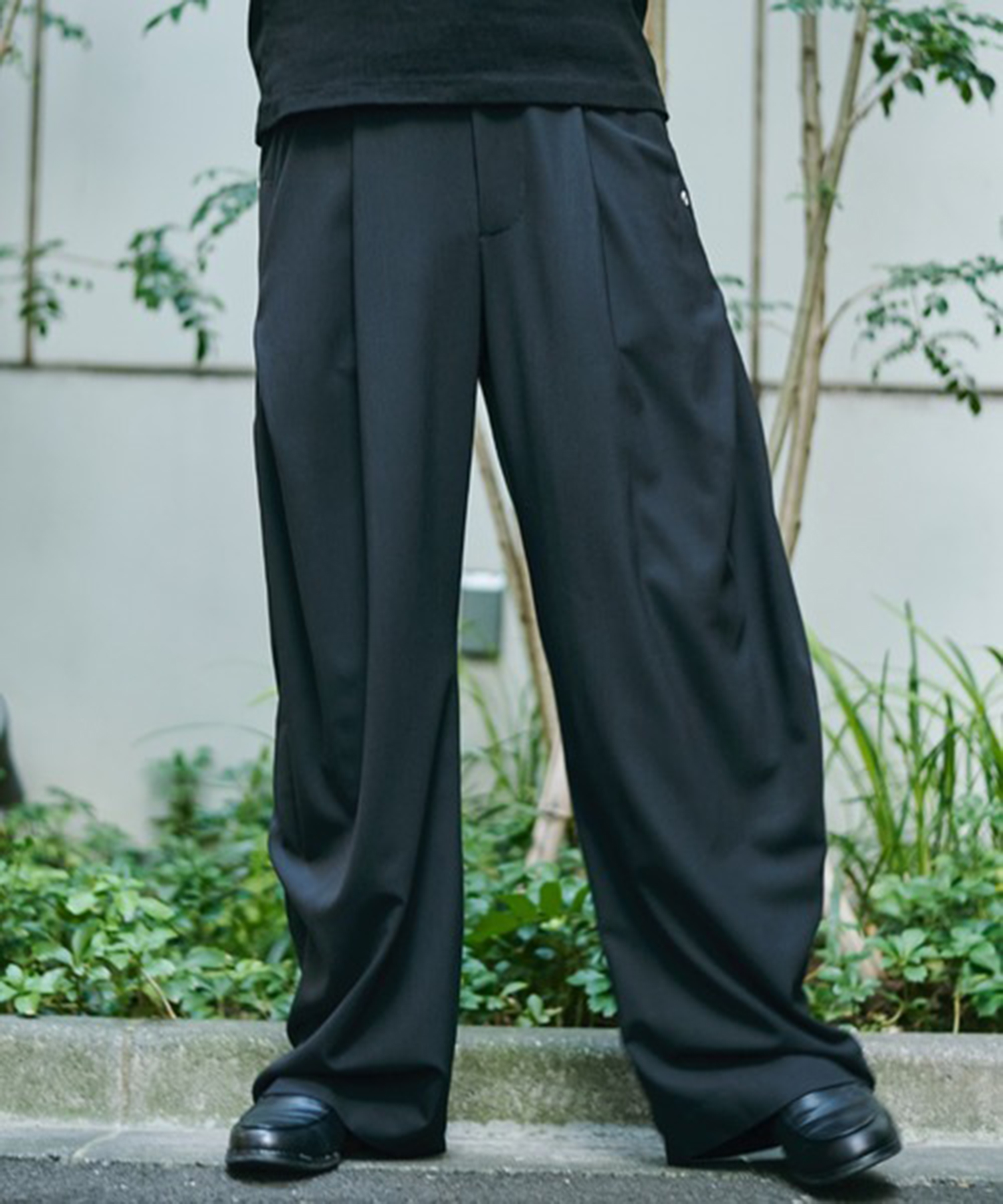 curved leg trousers 3.0 buckle CONZ