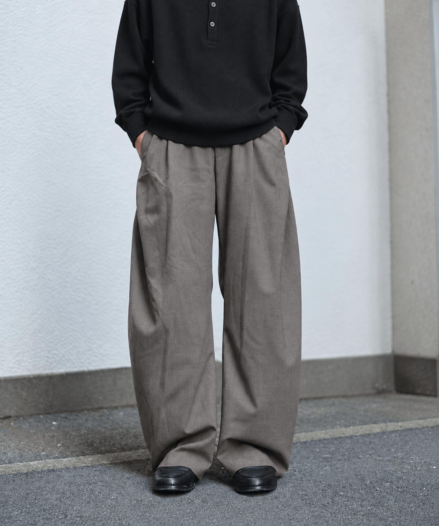 curved leg trousers 3.0 buckle CONZ