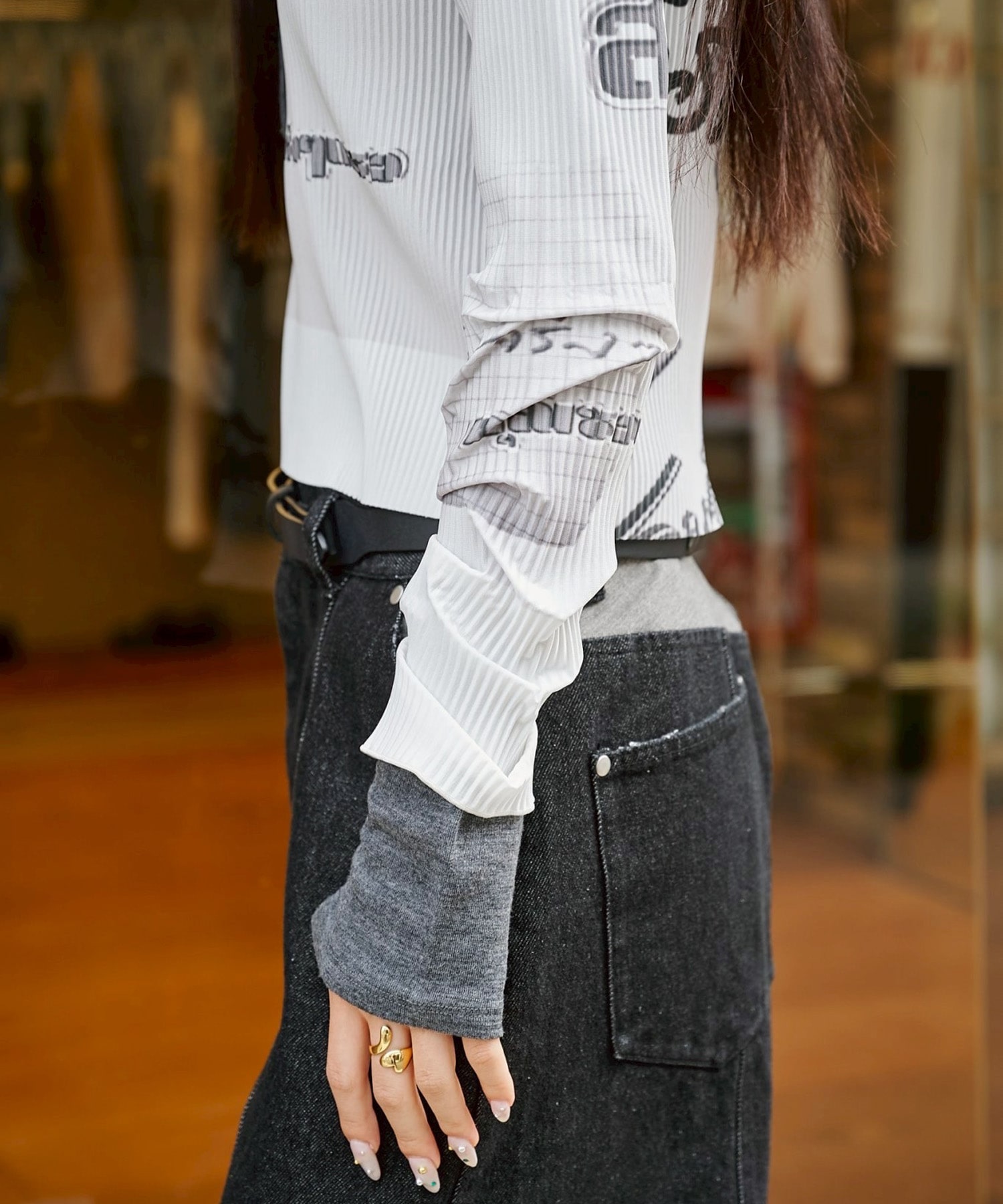 別注 GRAPHIC TINY TOP kotohayokozawa