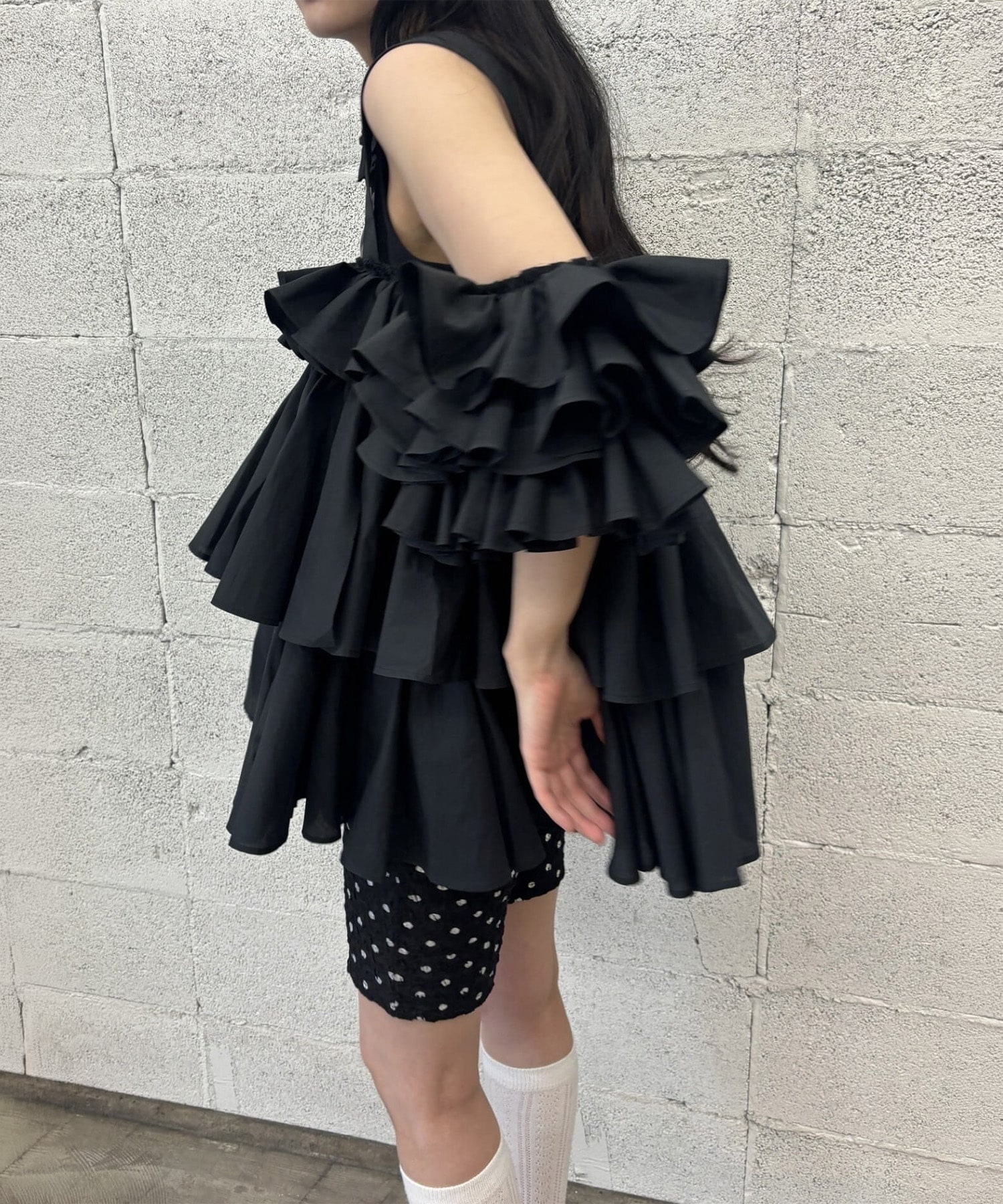 Volume camisole blouse naokitomizuka