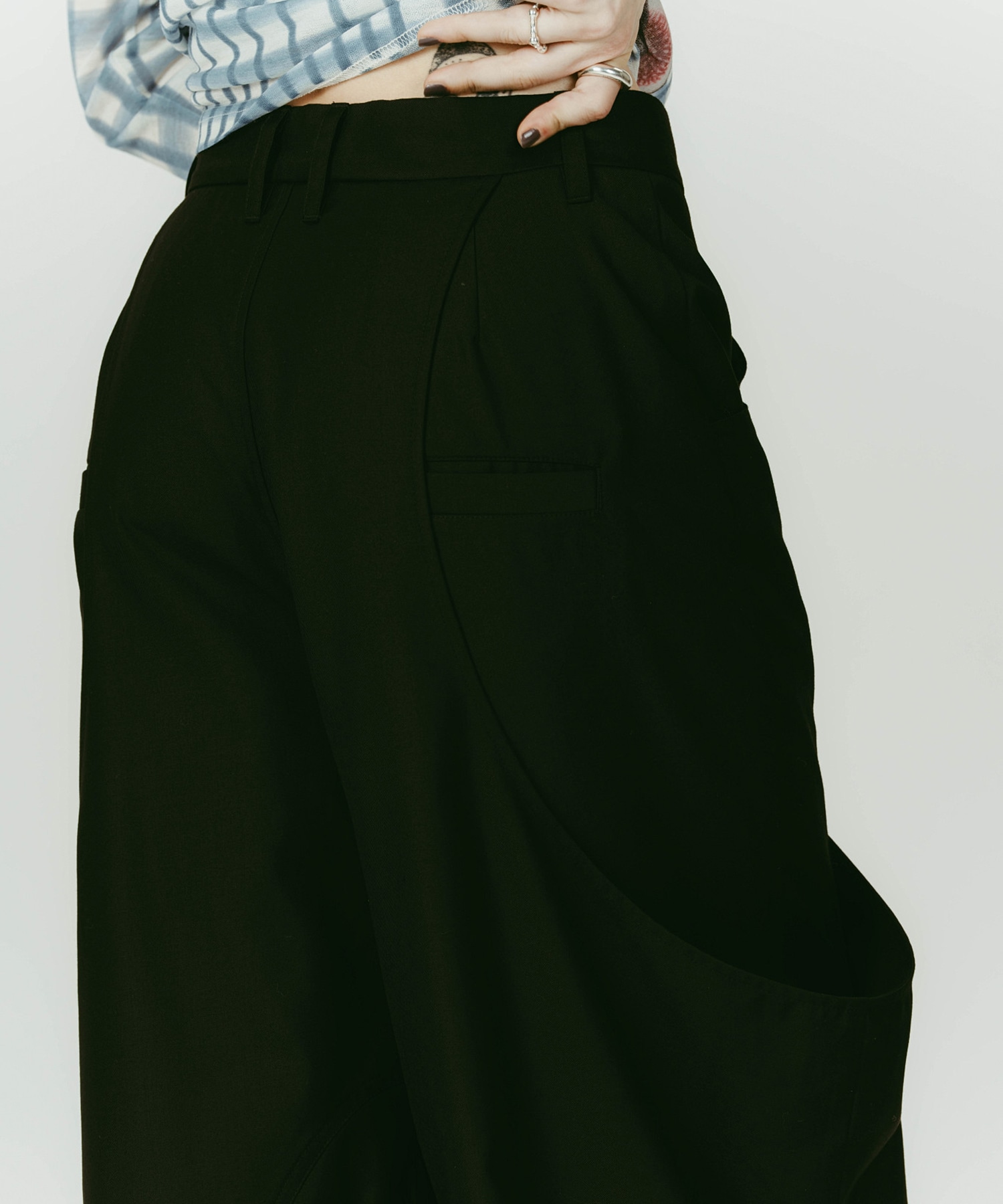 high-boot detail pants(unisex)/black 