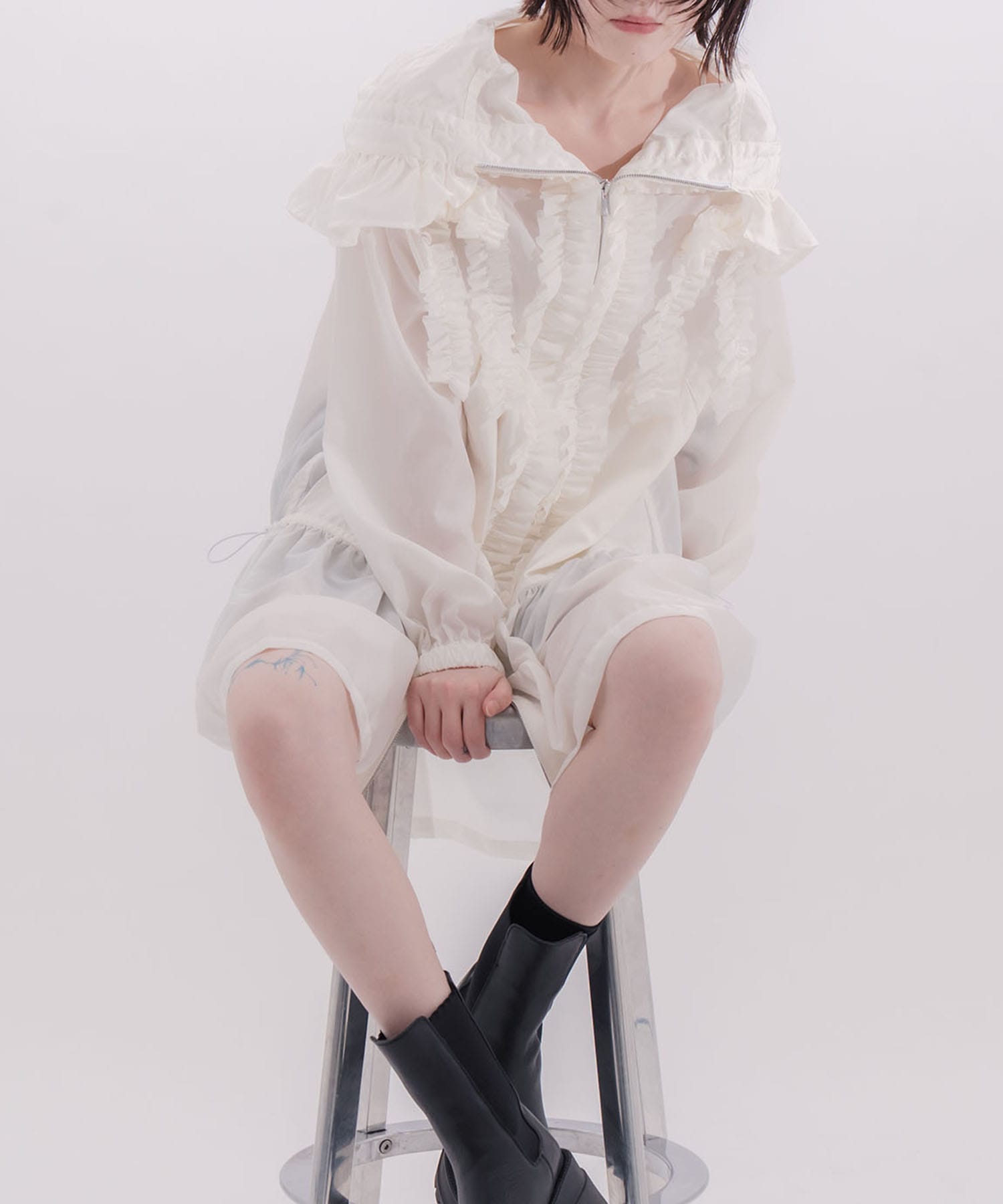 Nylon frilled mountain parka naokitomizuka