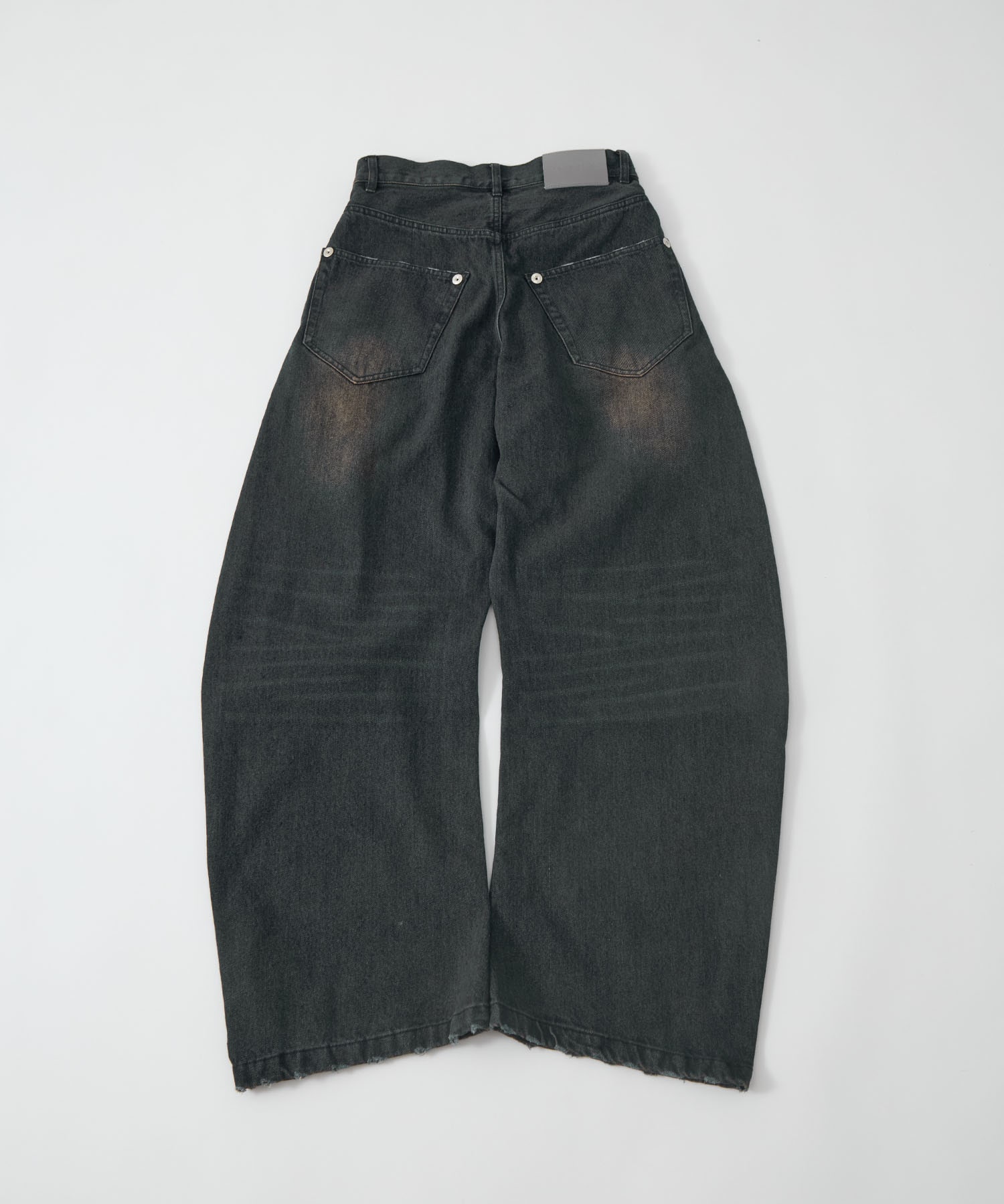 over dye curved denim CONZ