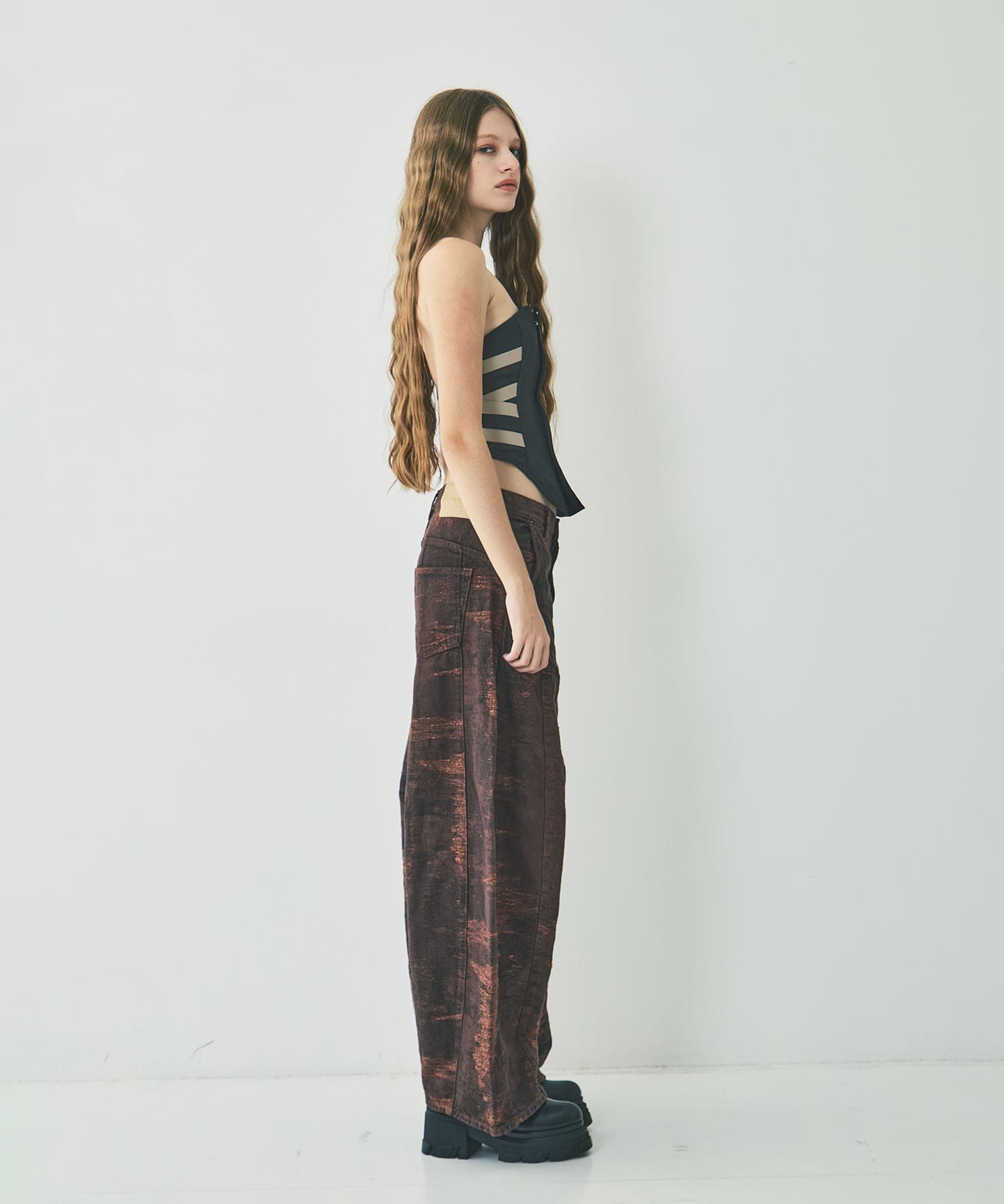 DENIM CURVED PANTS TAAKK