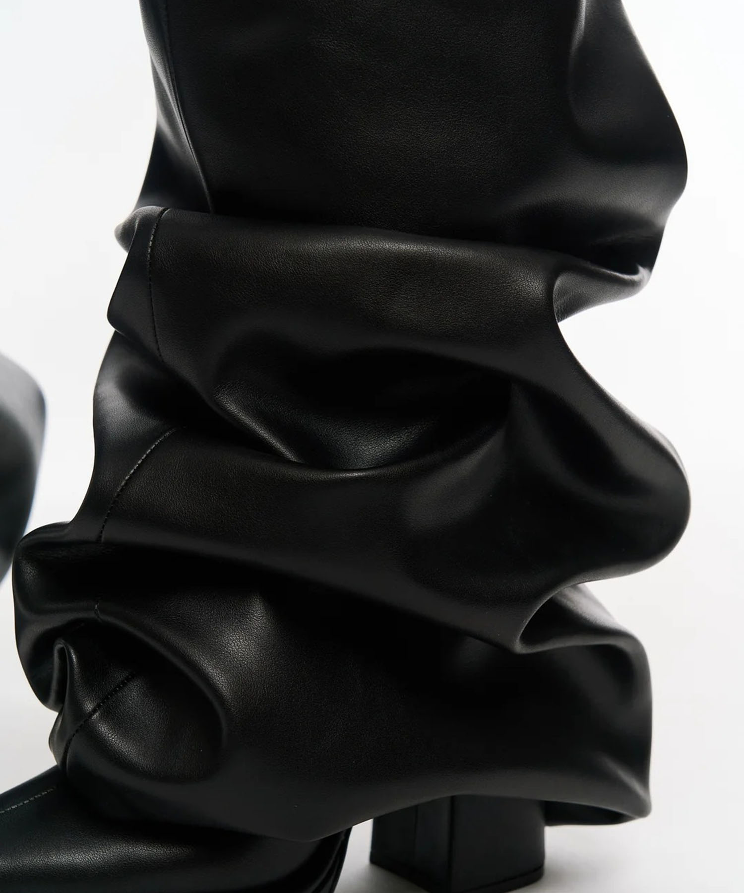 Melted Thigh Boots POOLDE