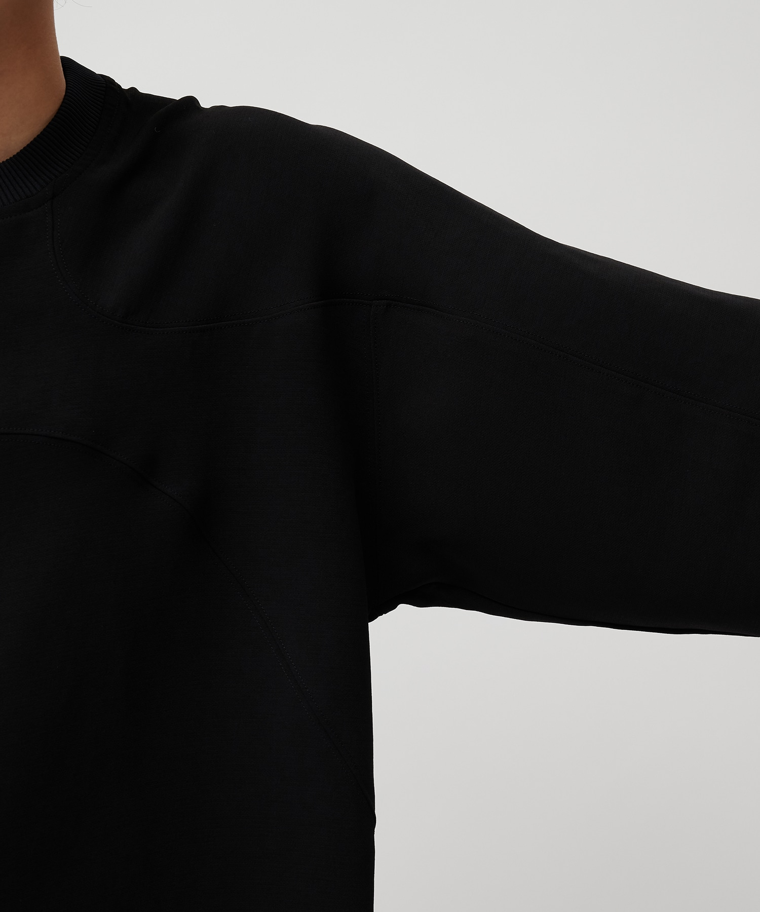 PANEL OVER CREW NECK TEE CONZ