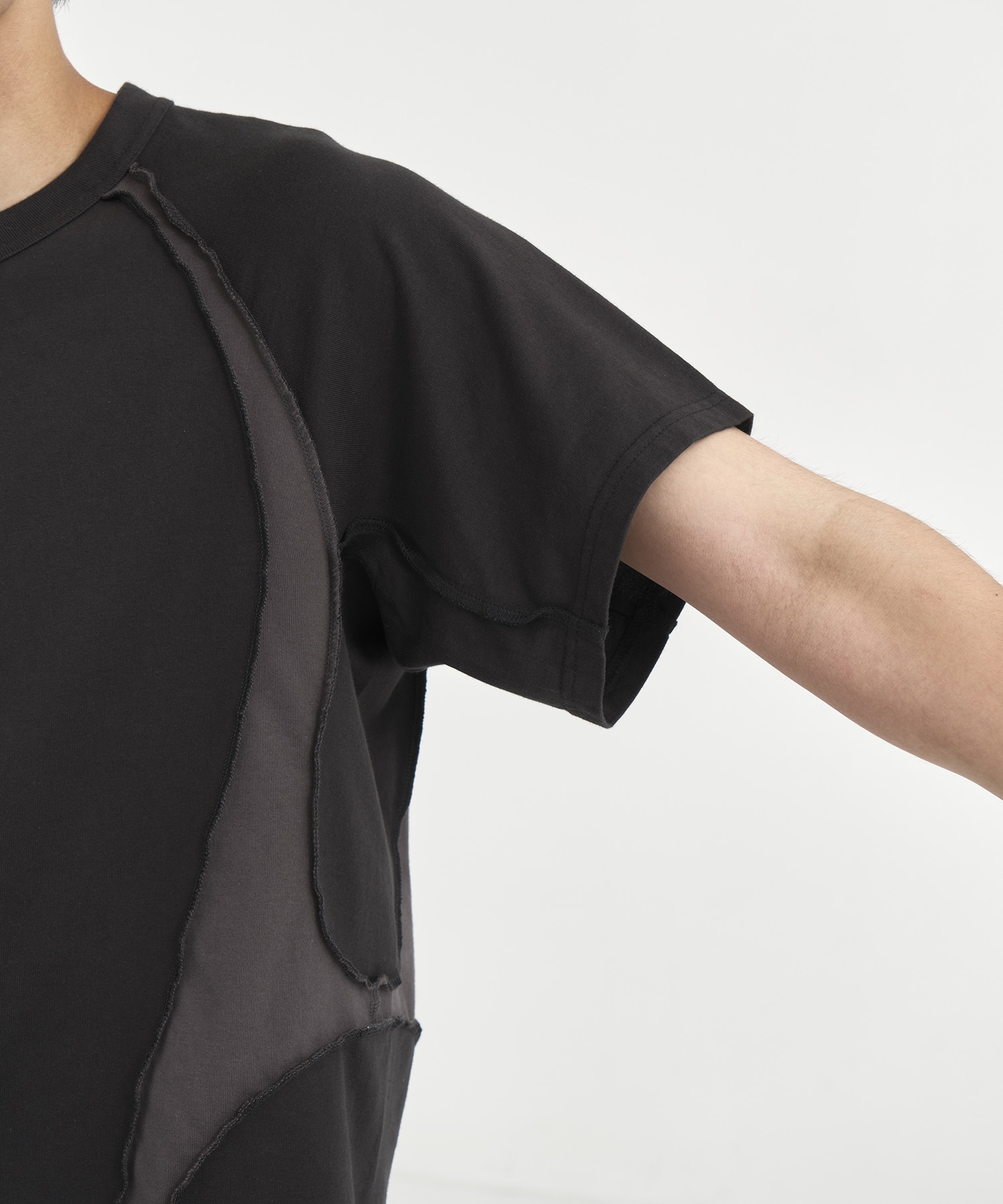 別注 PANELED HALF SLEEVE T-SHIRT NVRFRGT