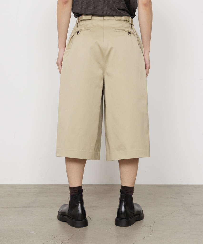 TWO TUCK CROPPED TROUSERS MARKAWARE/marka