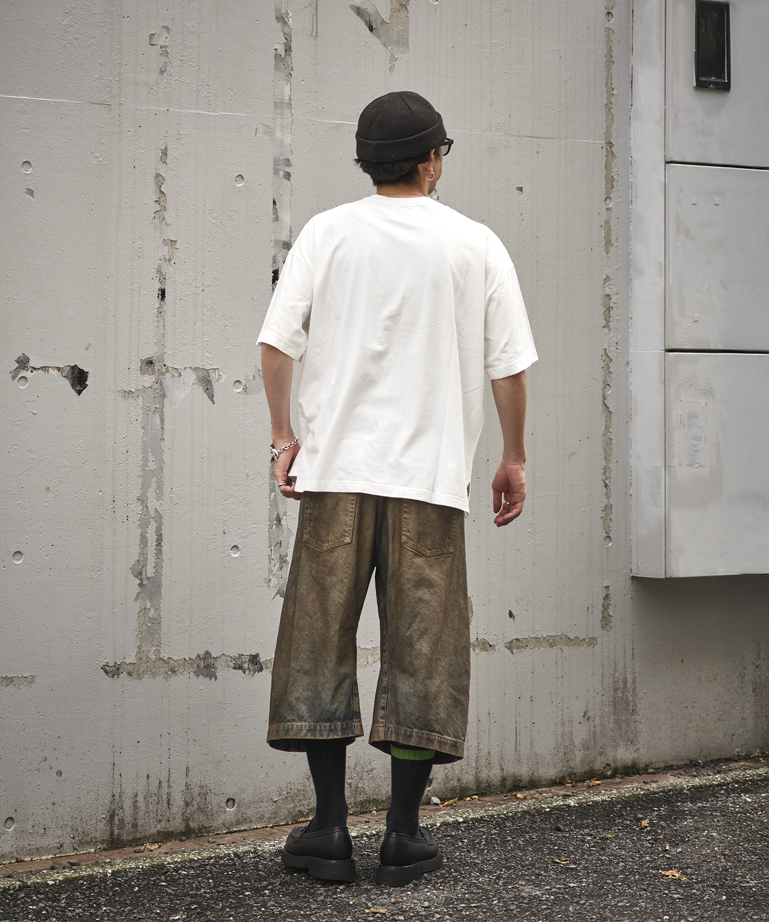 別注 3D TWISTED JORTS NVRFRGT