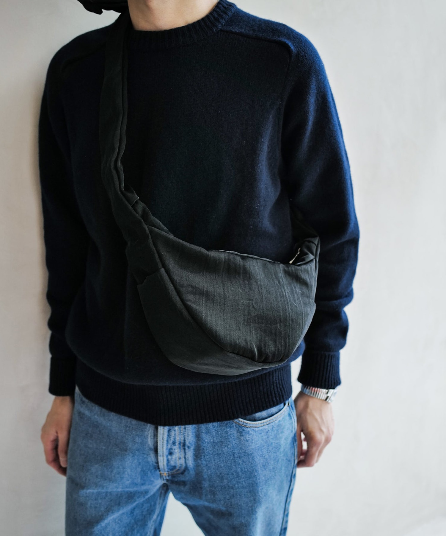 ANNIE PUFFER MINI MOON BAG / CERATO BRIGHT ITTI