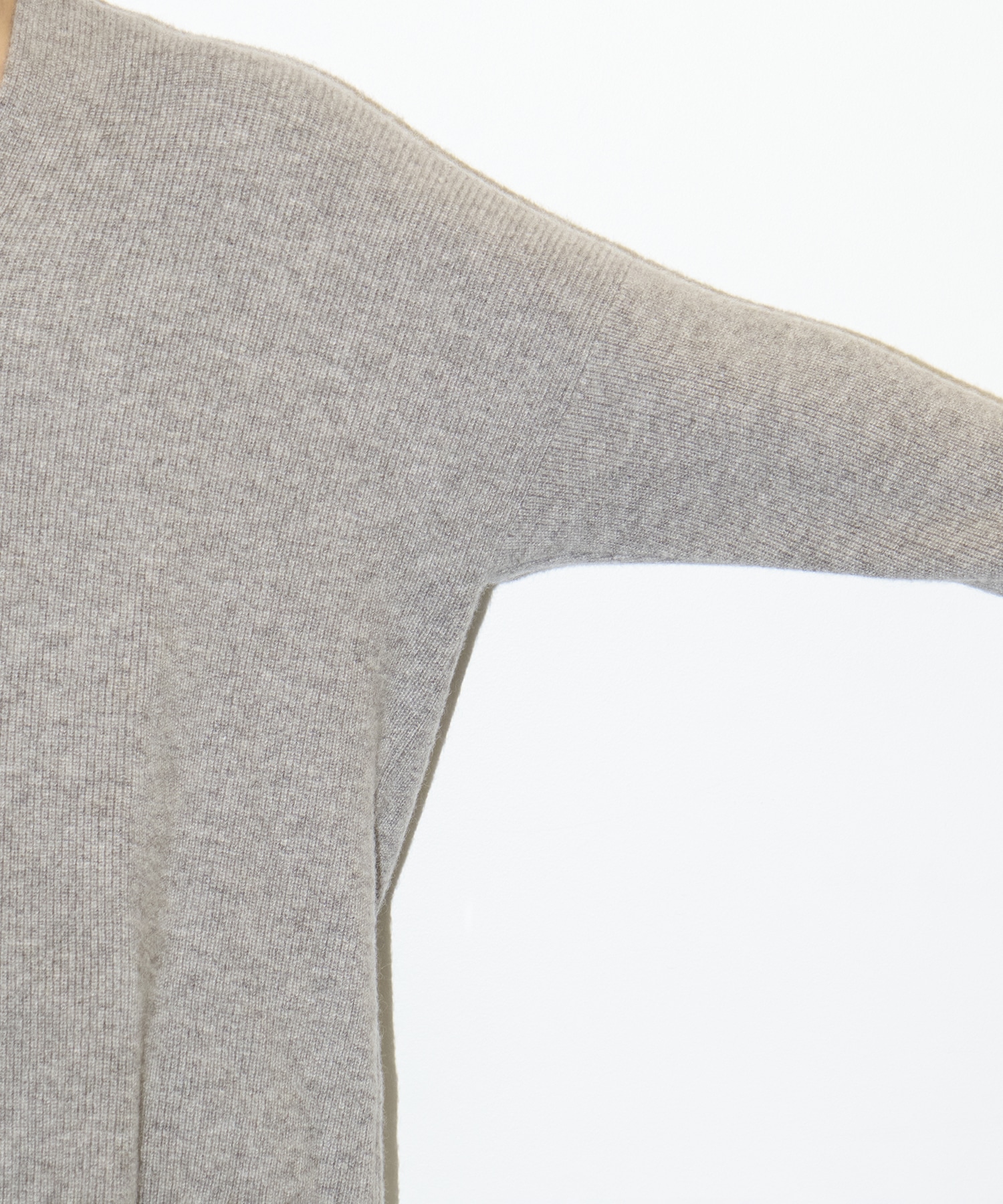 YAK V-neck Sweater Nomat