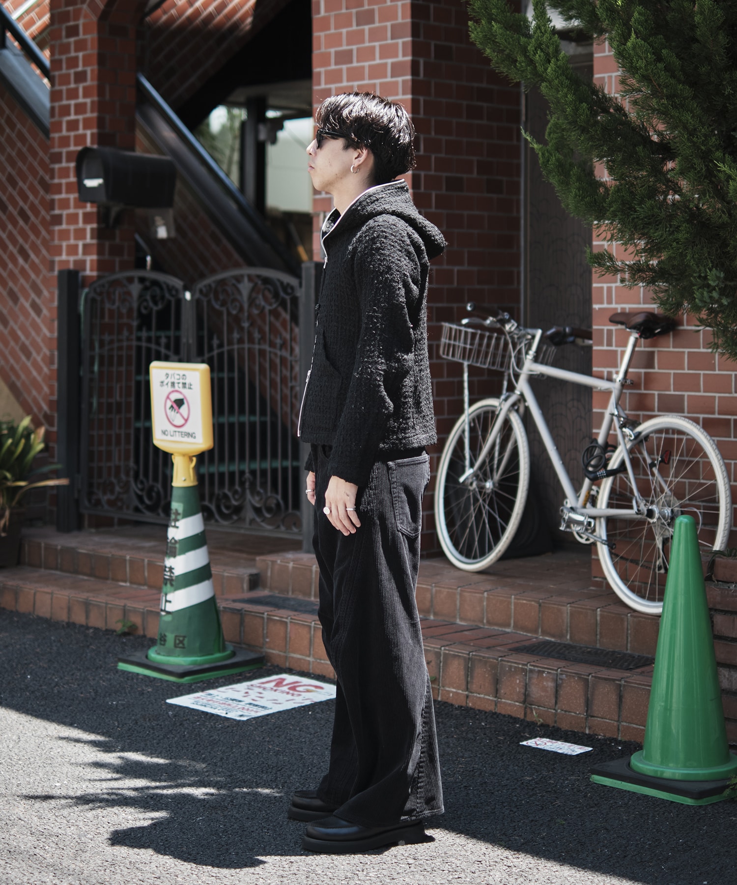 FULL ZIP UP HOODIE NVRFRGT