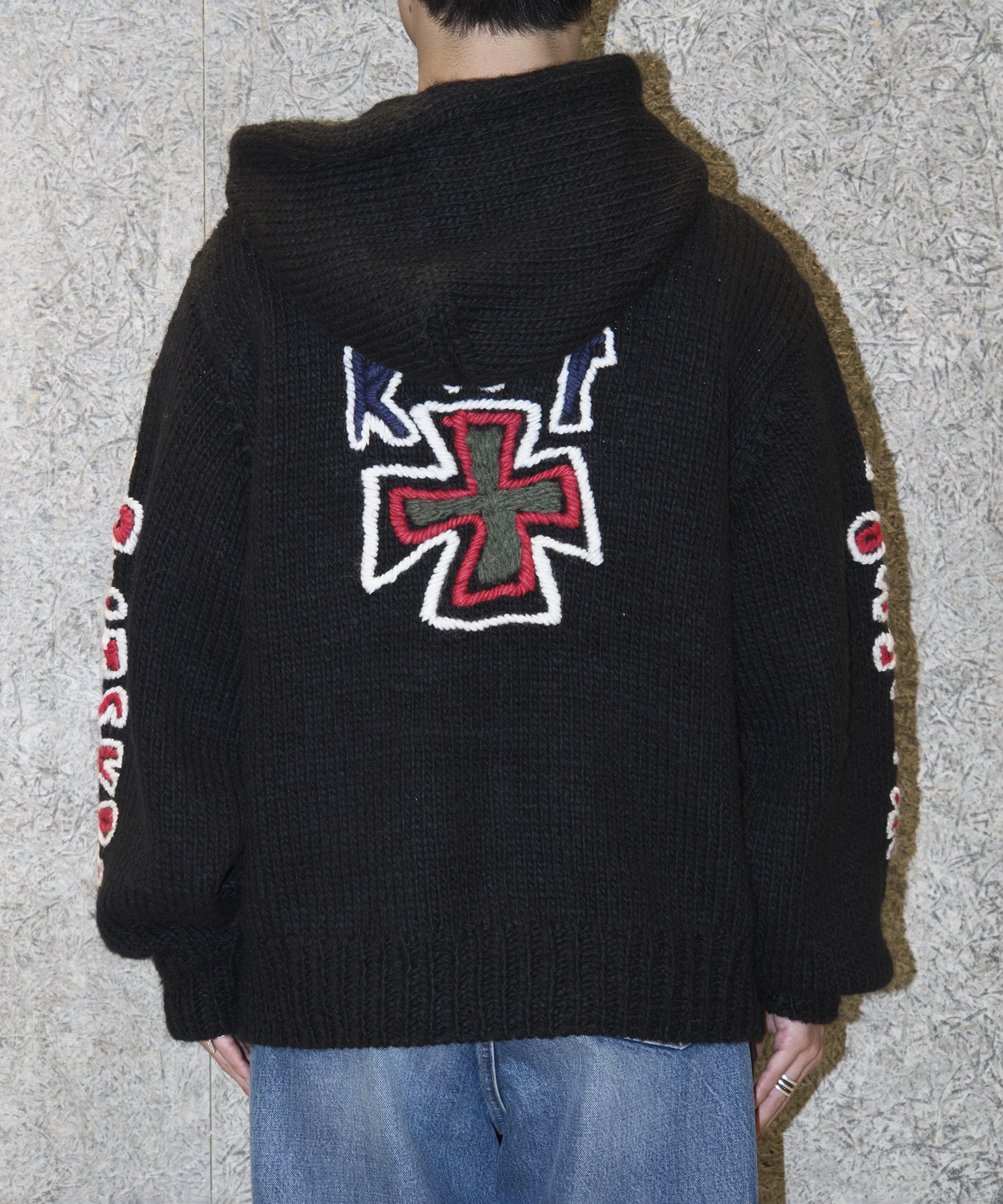 HAND KINITTED SK8 ZIP HOODIE RICE NINE TEN