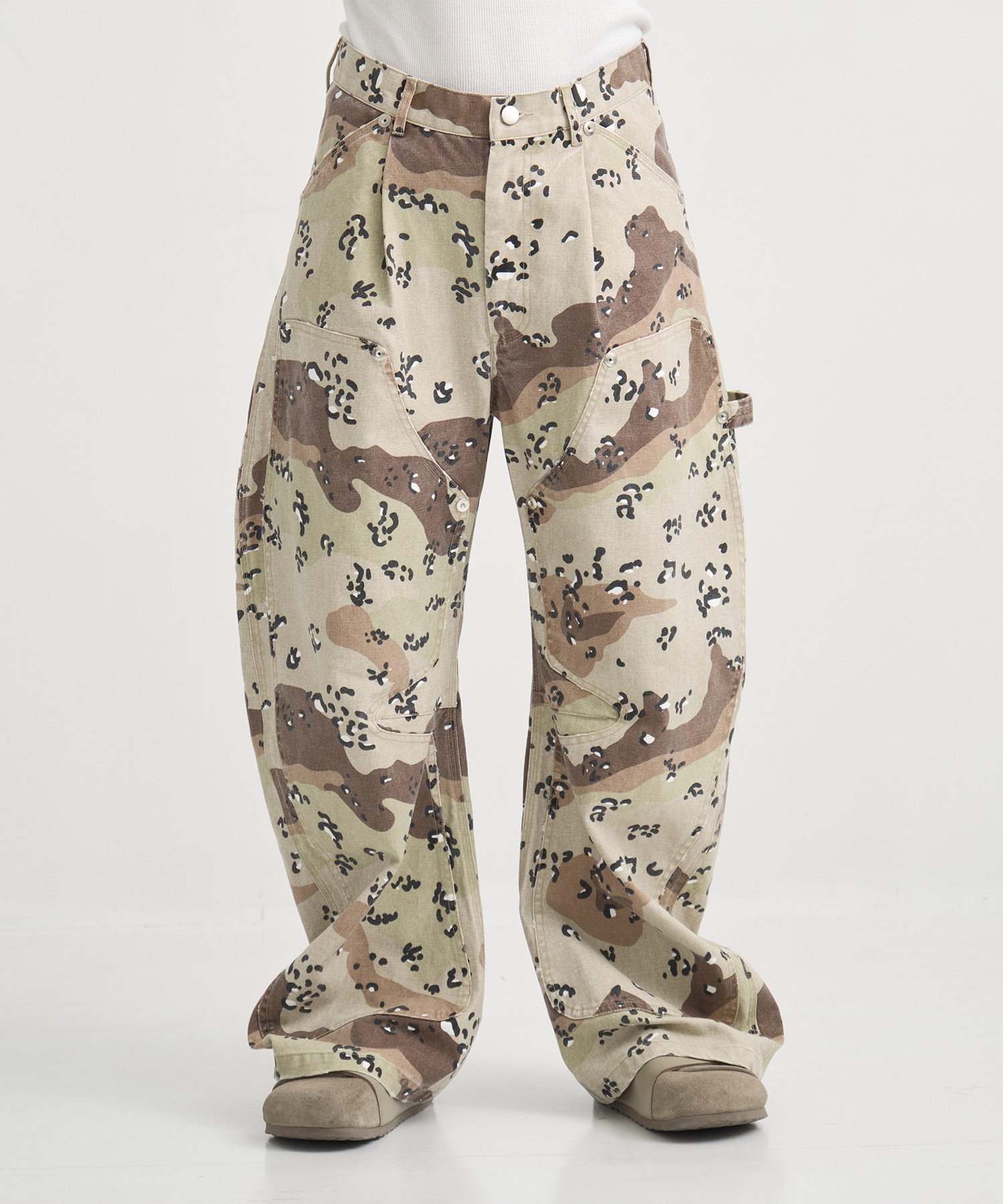 CAMO DUCK DOUBLE KNEE CURVED LEG PANTS CONZ