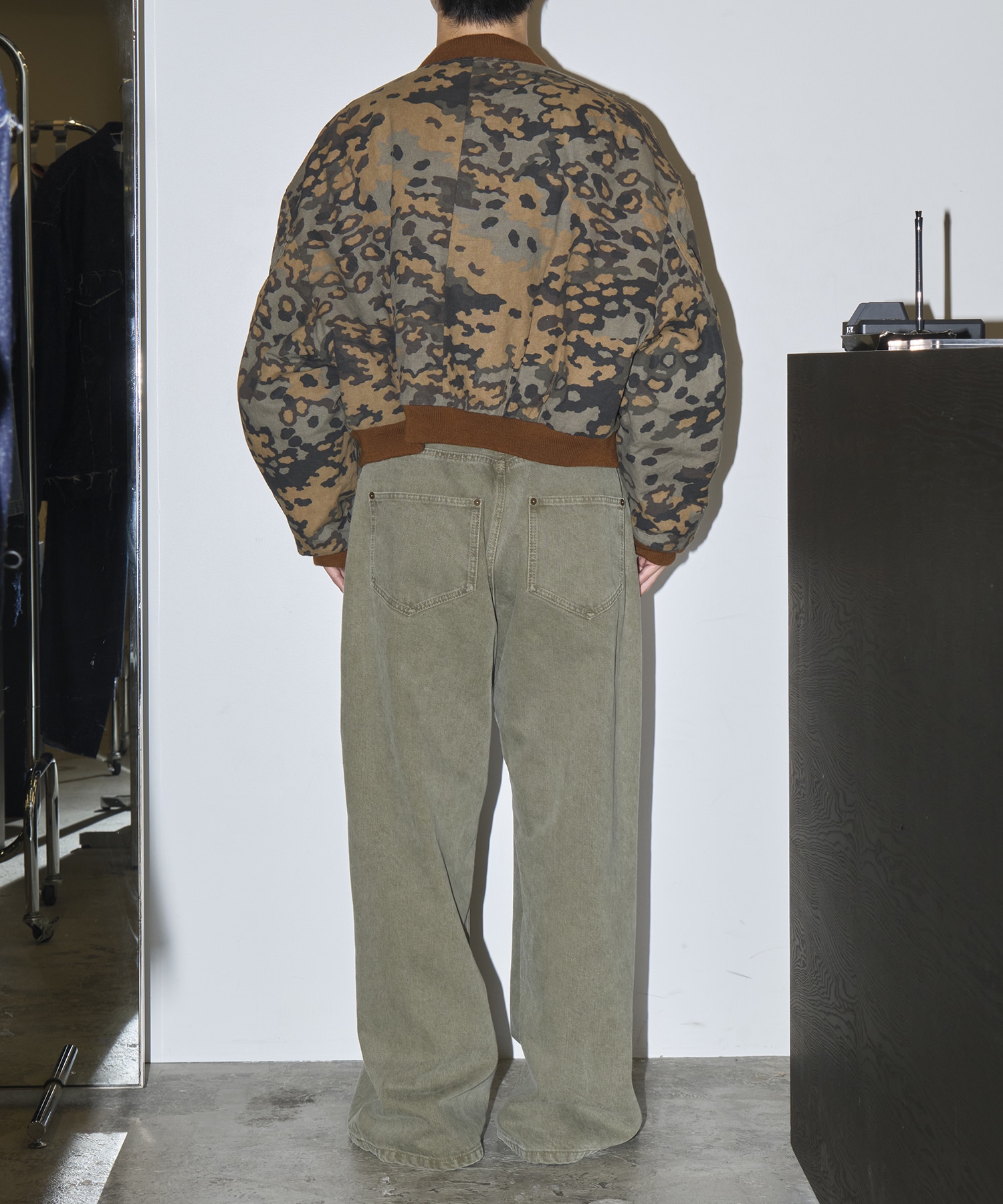 Third Way Cropped Bomber LES SIX