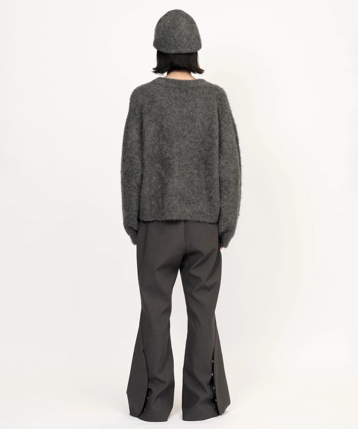 ALPACA V-NECK KNIT SWEATER GOAT ESSENCE