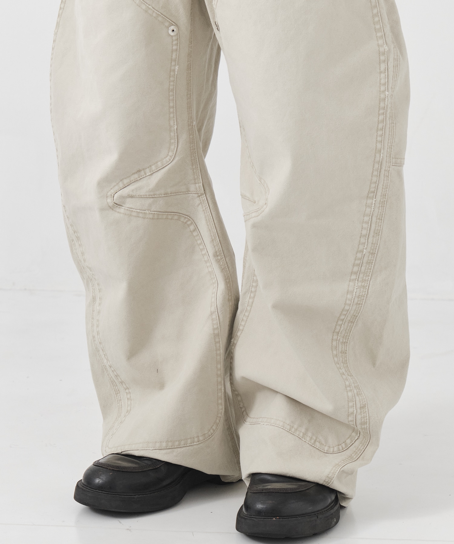 duck double knee curved leg pants CONZ