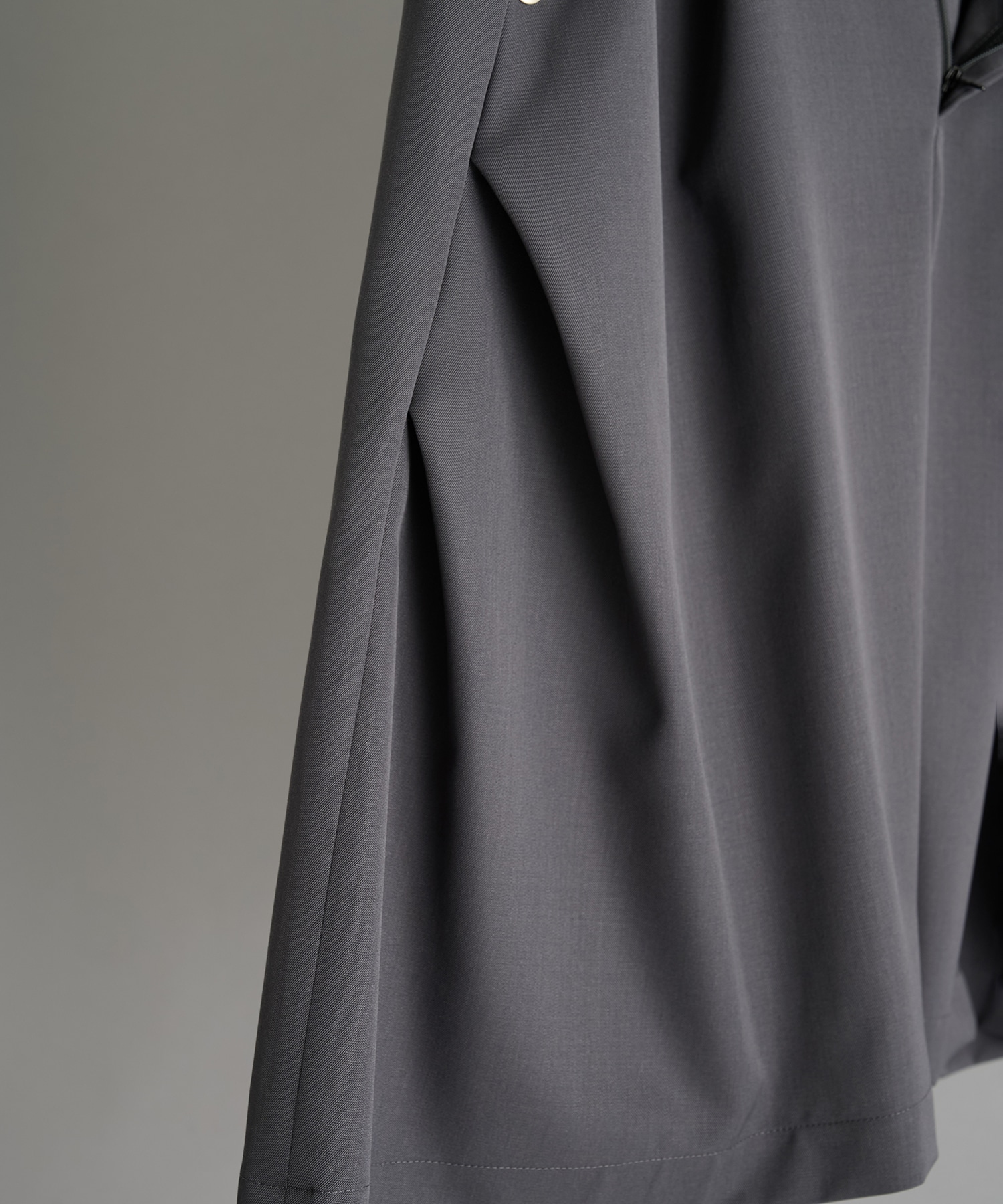 curve leg wide shorts CONZ