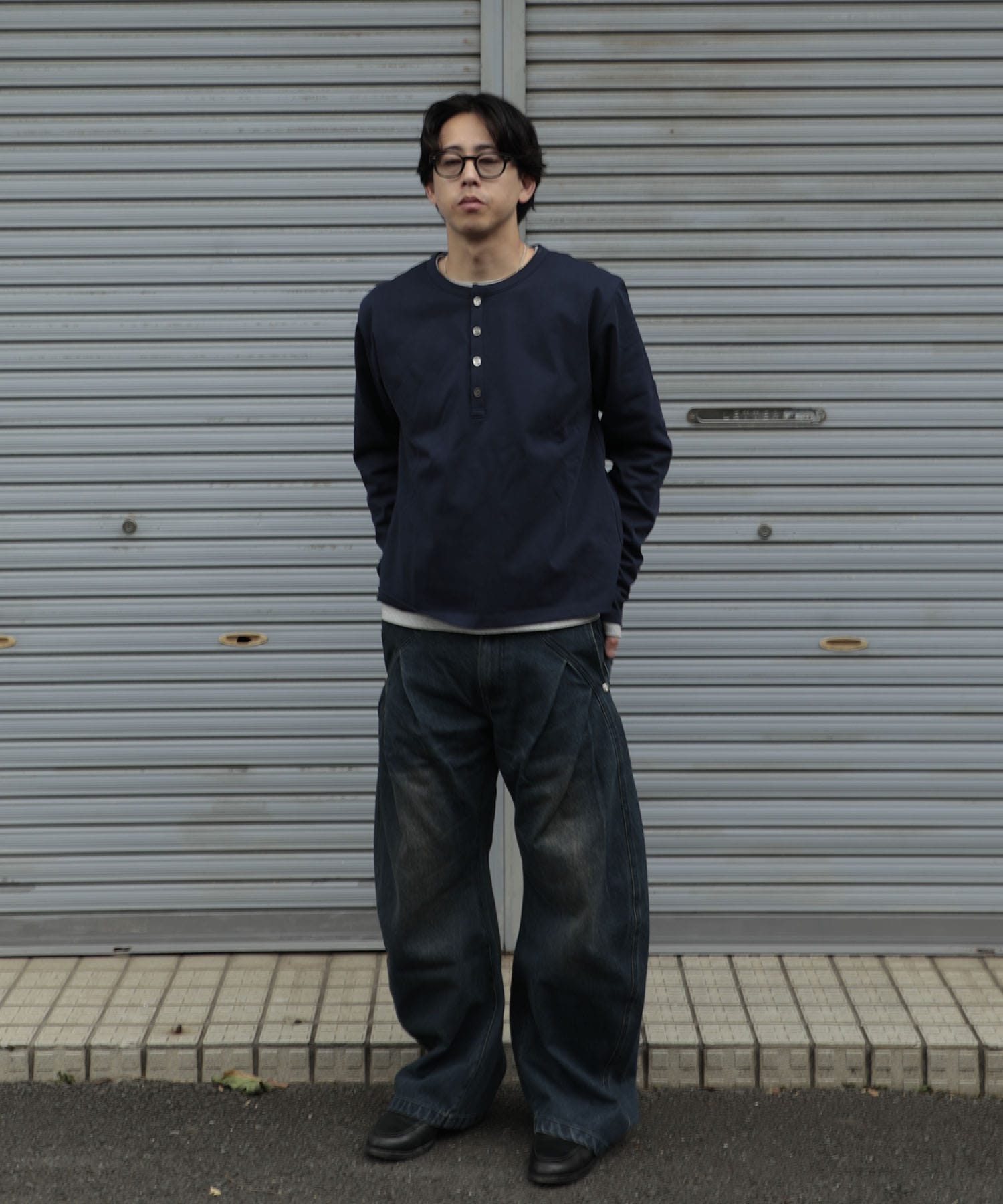 over dye curved denim CONZ
