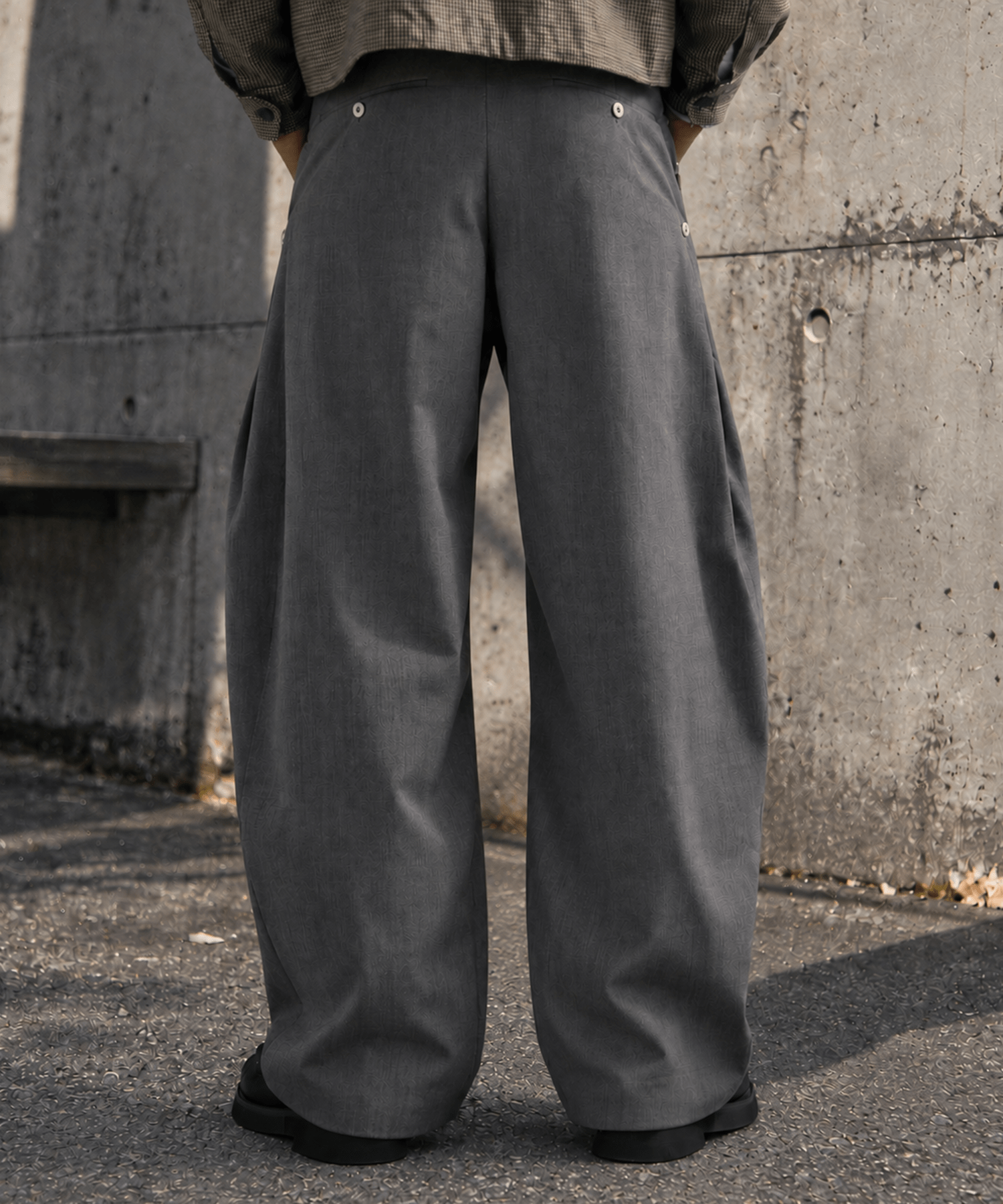 curve leg trousers GABA CONZ