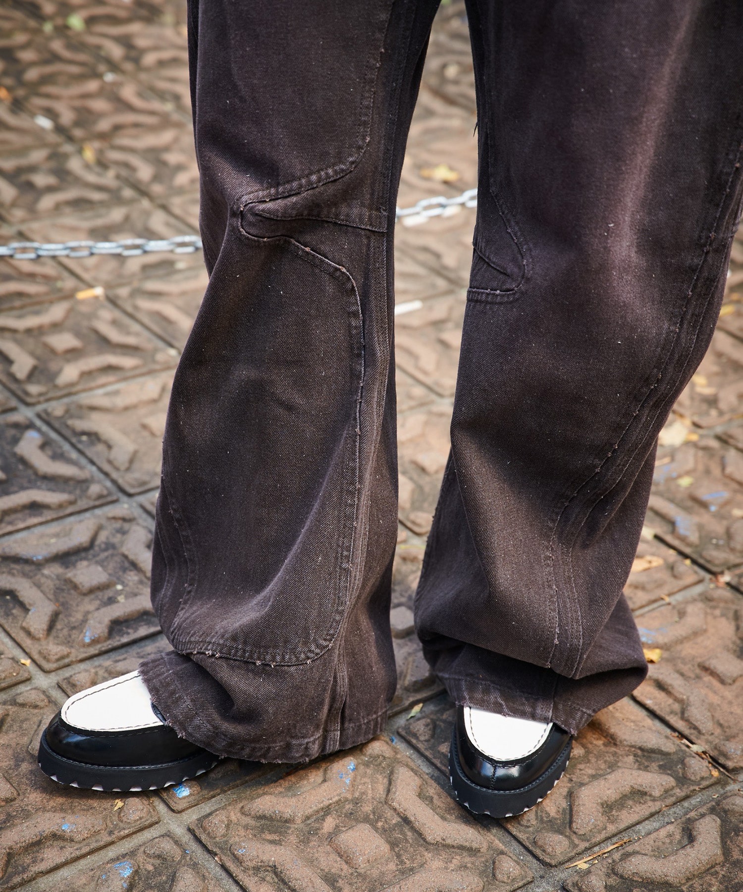 DOUBLE KNEE CURVED LEG JEANS CONZ