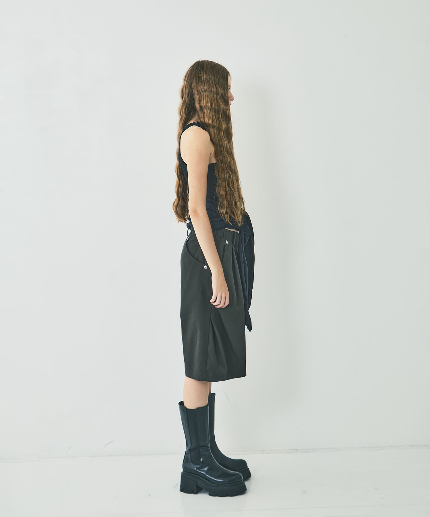 curve leg wide shorts CONZ