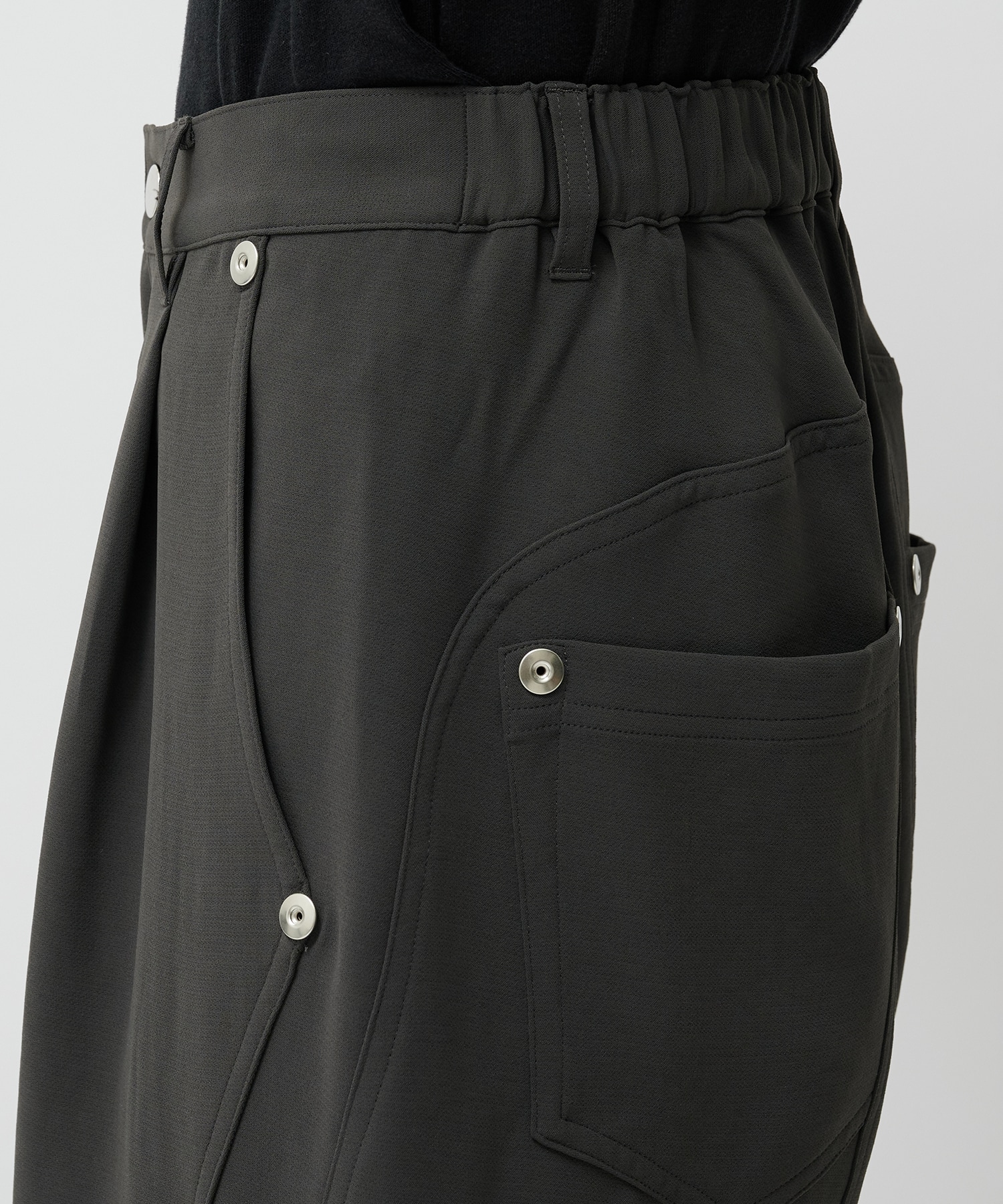 PANEL CUT WIDE SHORTS CONZ