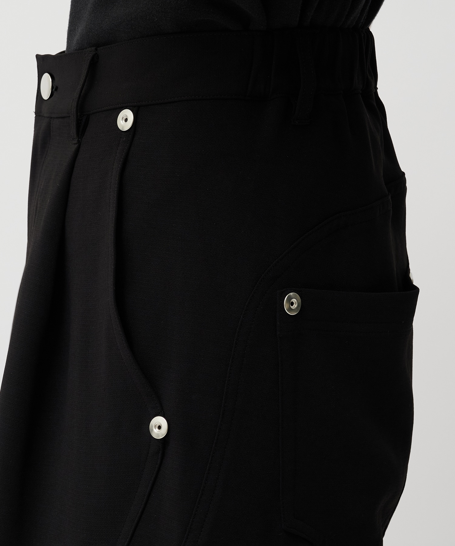 PANEL CUT WIDE SHORTS CONZ