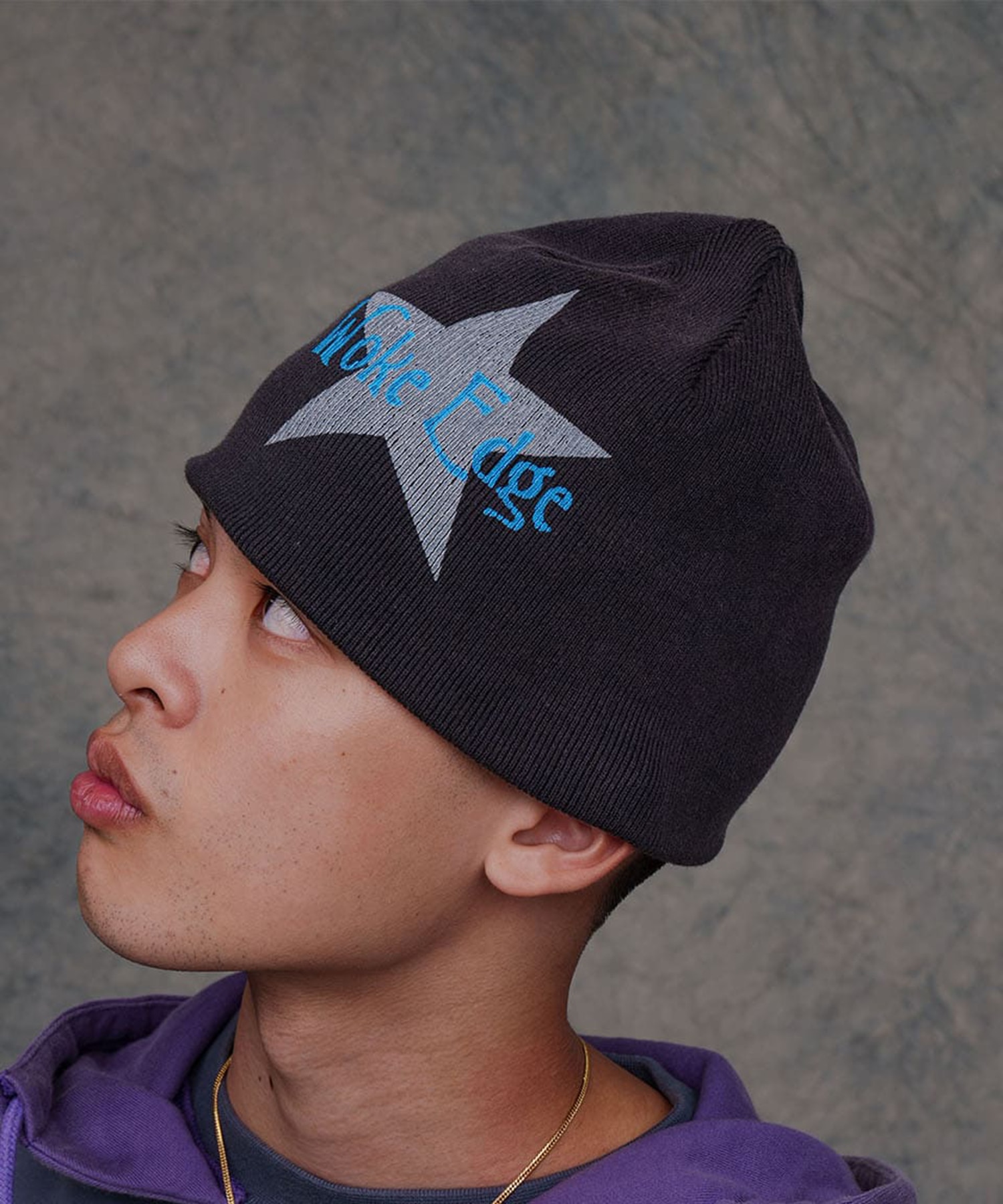 Star Logo Beanie WOKE EDGE