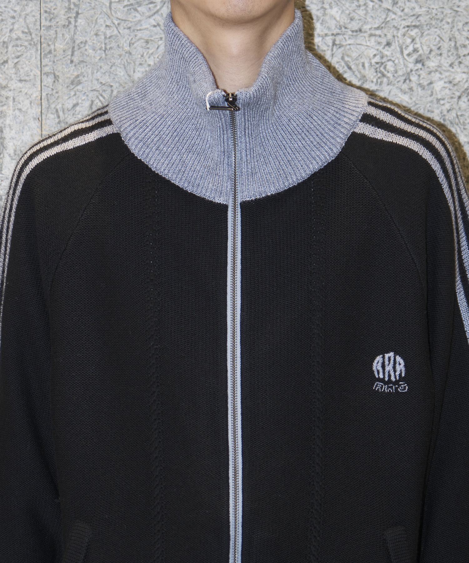 KNITTED TRACK JACKET RICE NINE TEN