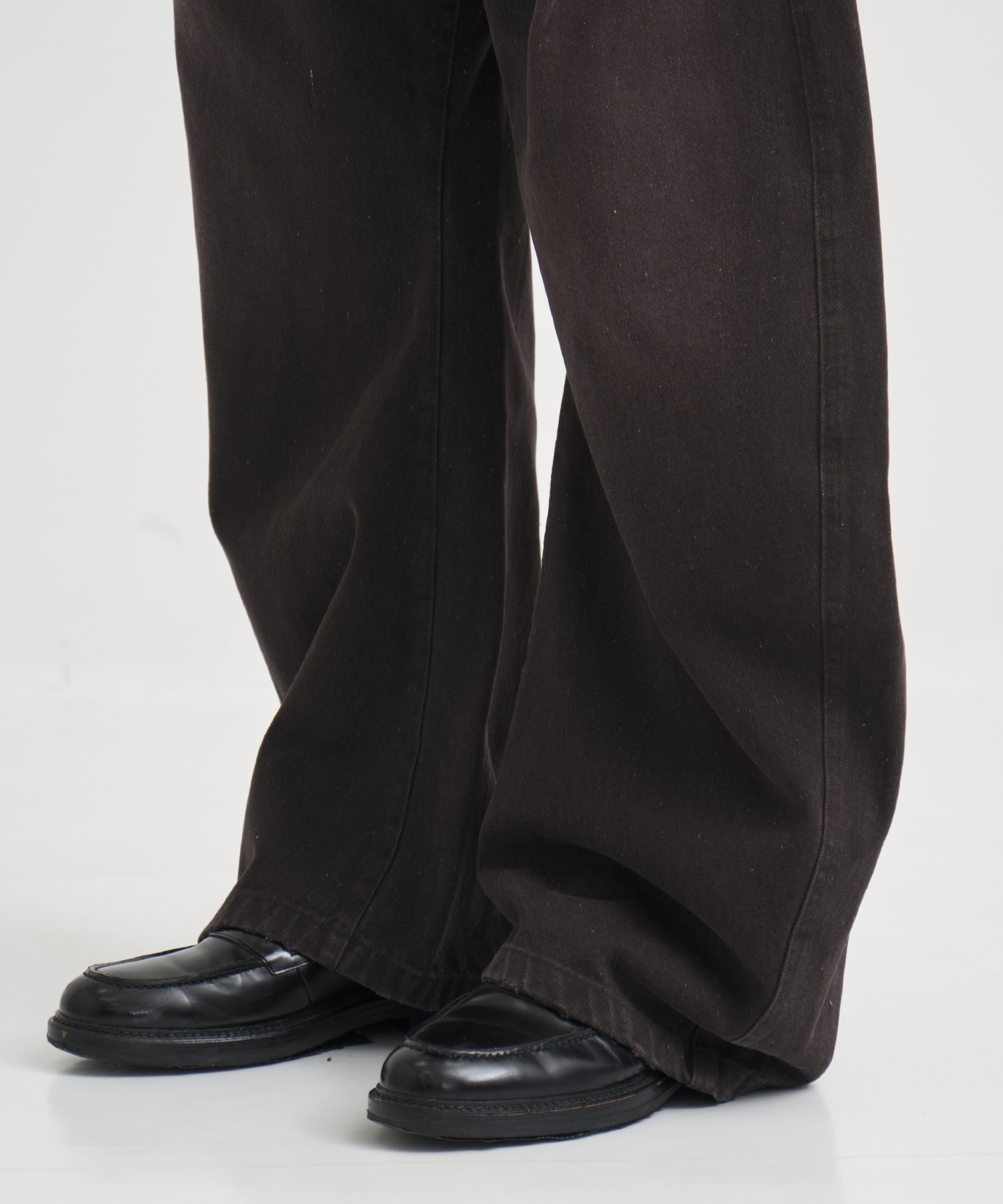 CURVED LEG JEANS CONZ